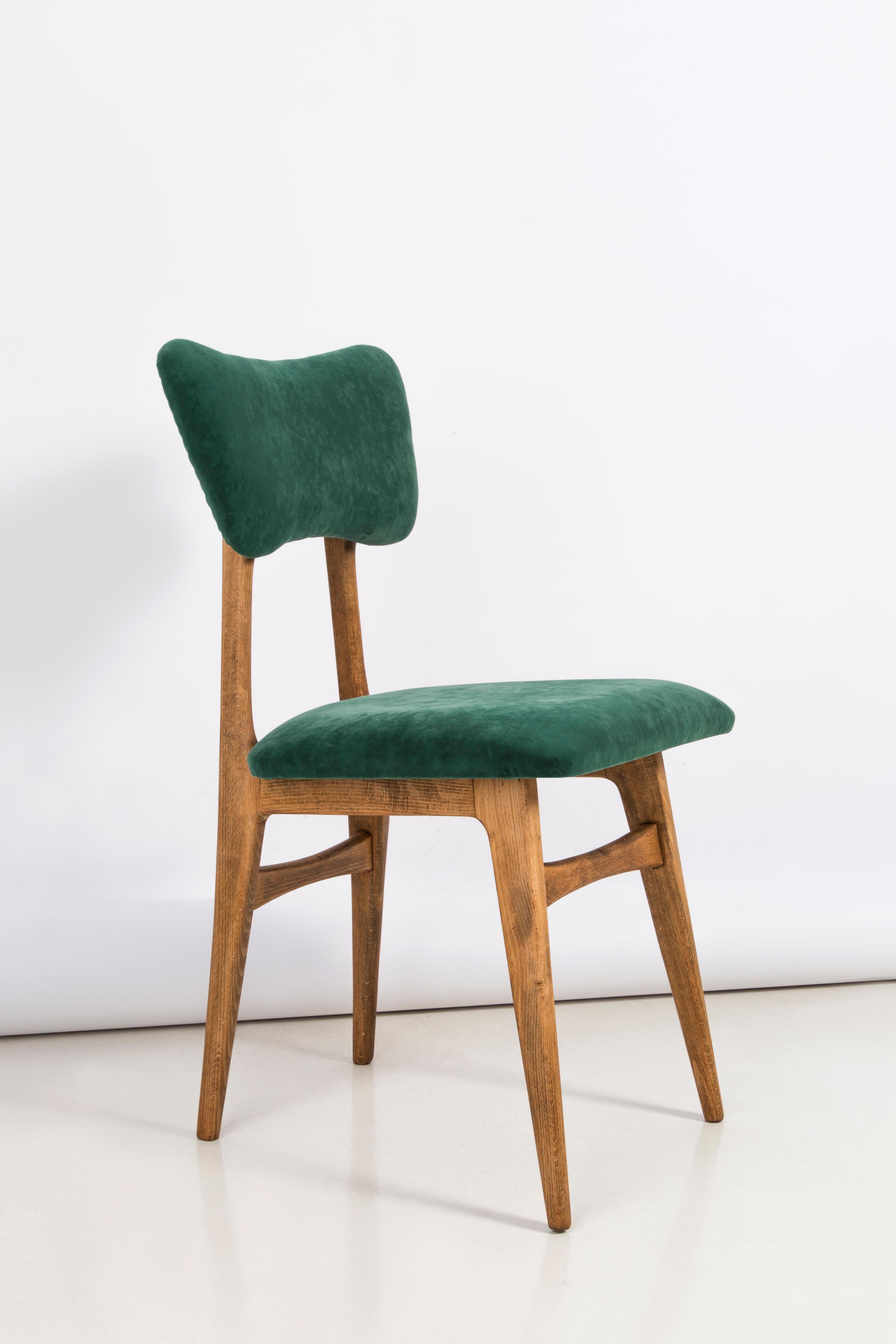Mid-Century Modern Set of Six 20th Century Dark Green Velvet Chairs, Europe, 1960s For Sale