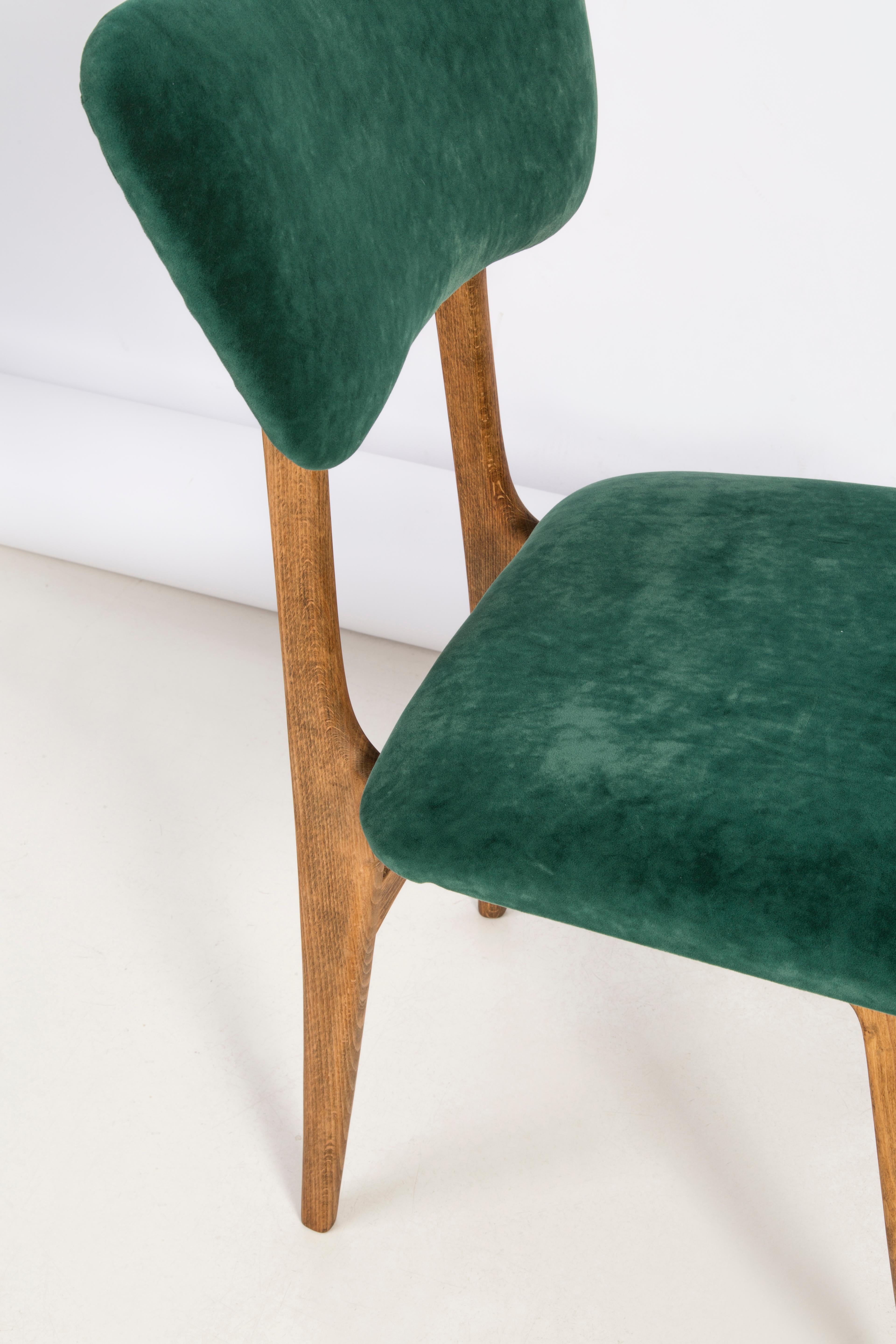 Hand-Crafted Set of Six 20th Century Dark Green Velvet Chairs, Europe, 1960s For Sale