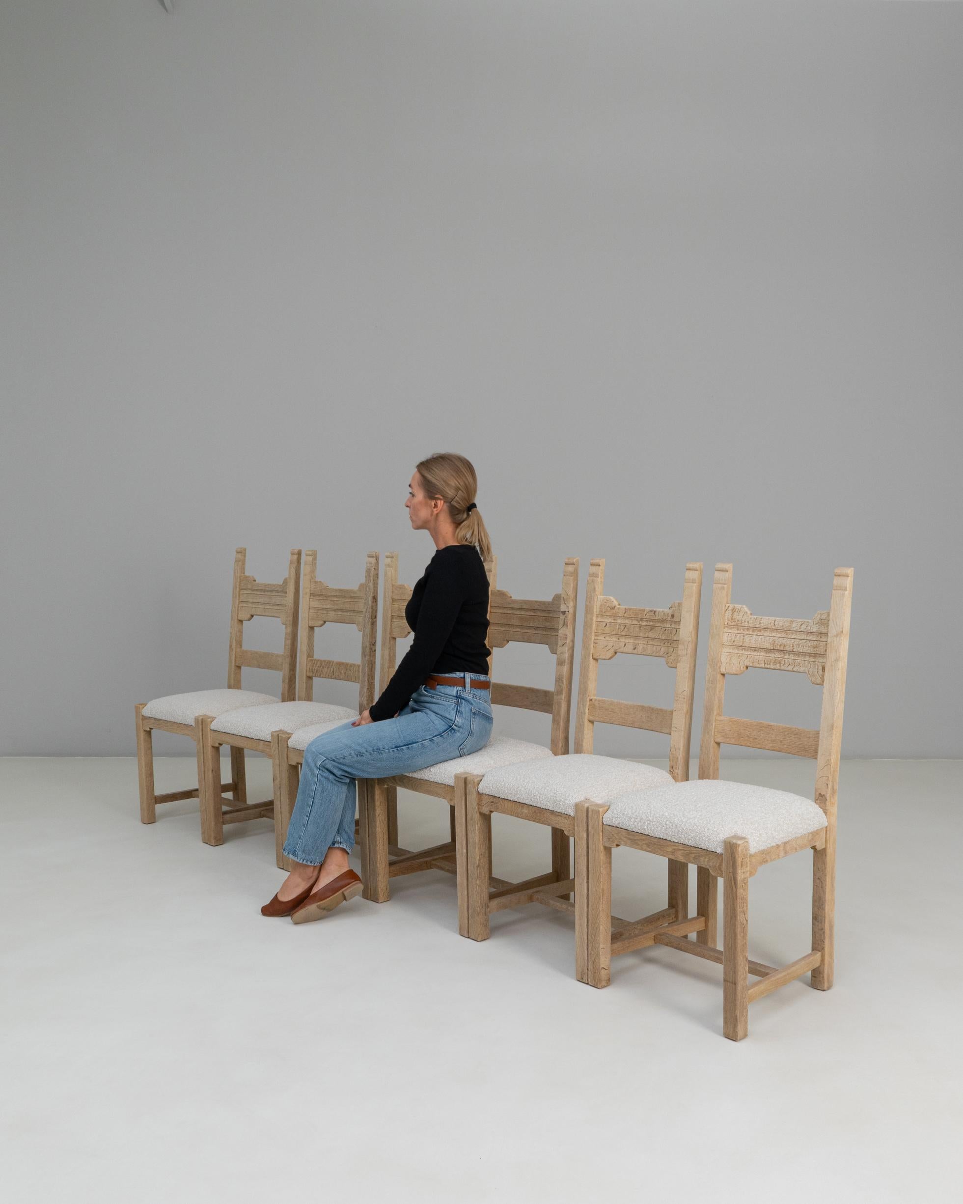 Set Of Six 20th Century French Oak Dining Chairs With Upholstered Seats en venta 7