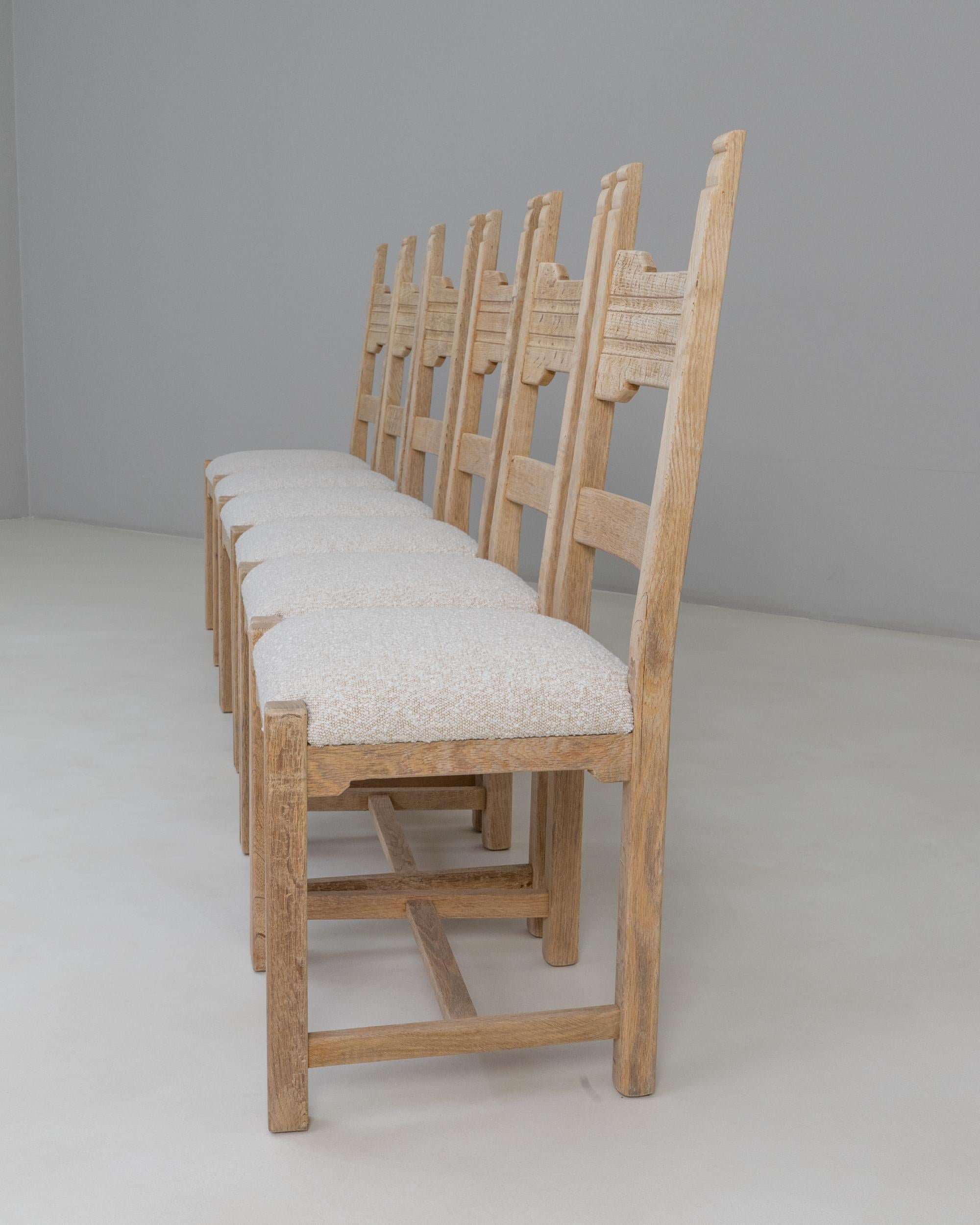 Set Of Six 20th Century French Oak Dining Chairs With Upholstered Seats en venta 10