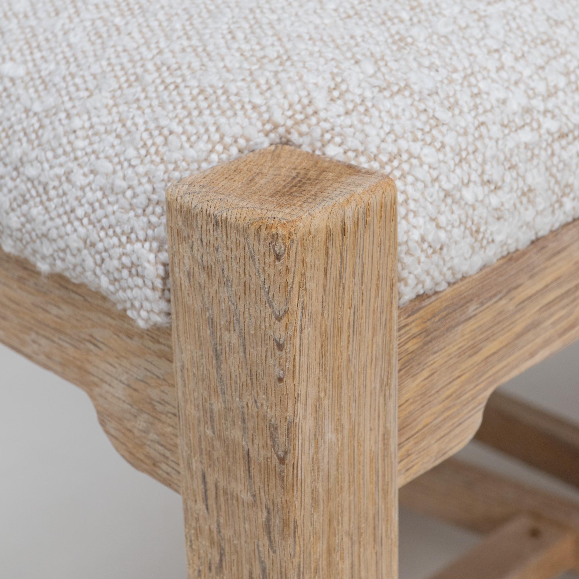 Set Of Six 20th Century French Oak Dining Chairs With Upholstered Seats en venta 3