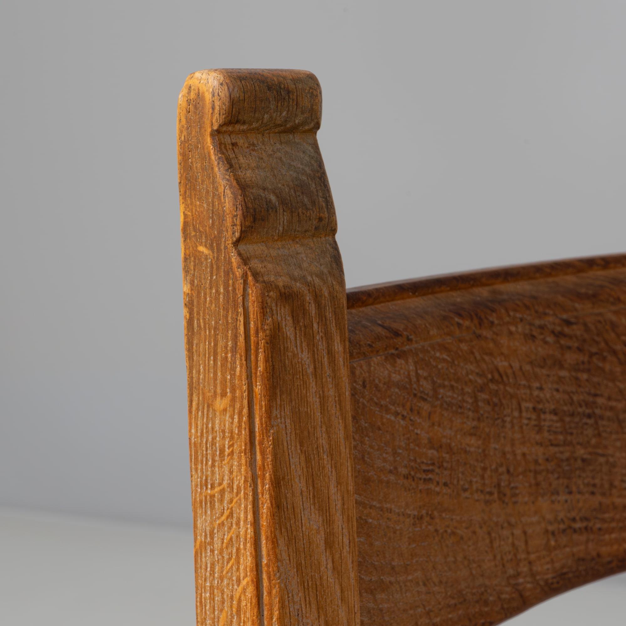 Quercia Set di sei sedie da pranzo con schienale a scaletta in Oak del XX secolo. in vendita