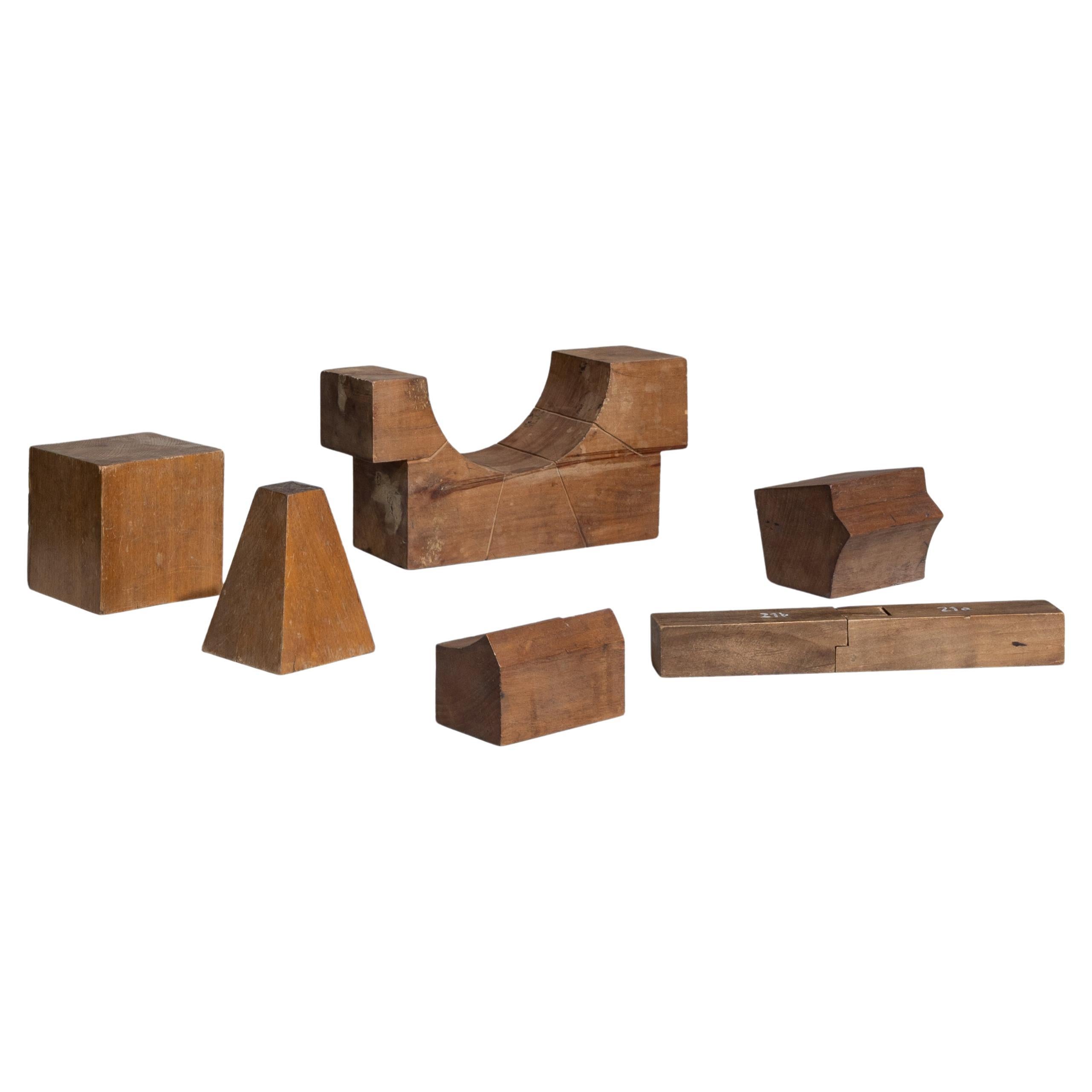 Juego De Seis Modelos Franceses De Madera Del Siglo XX Para Prácticas De Carpintería