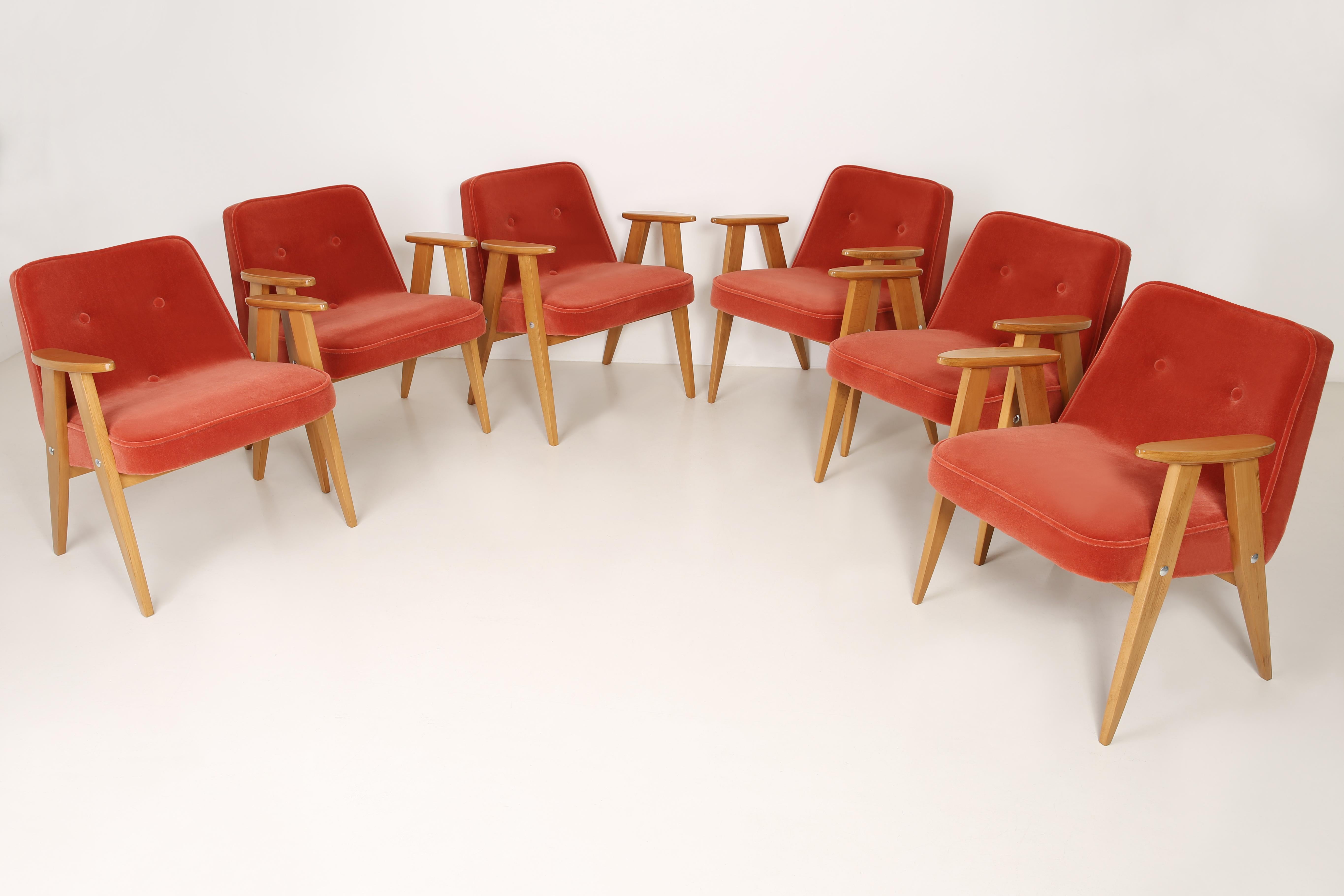 Hand-Crafted Set of Six 366 Armchair, Jozef Chierowski, 1960s For Sale