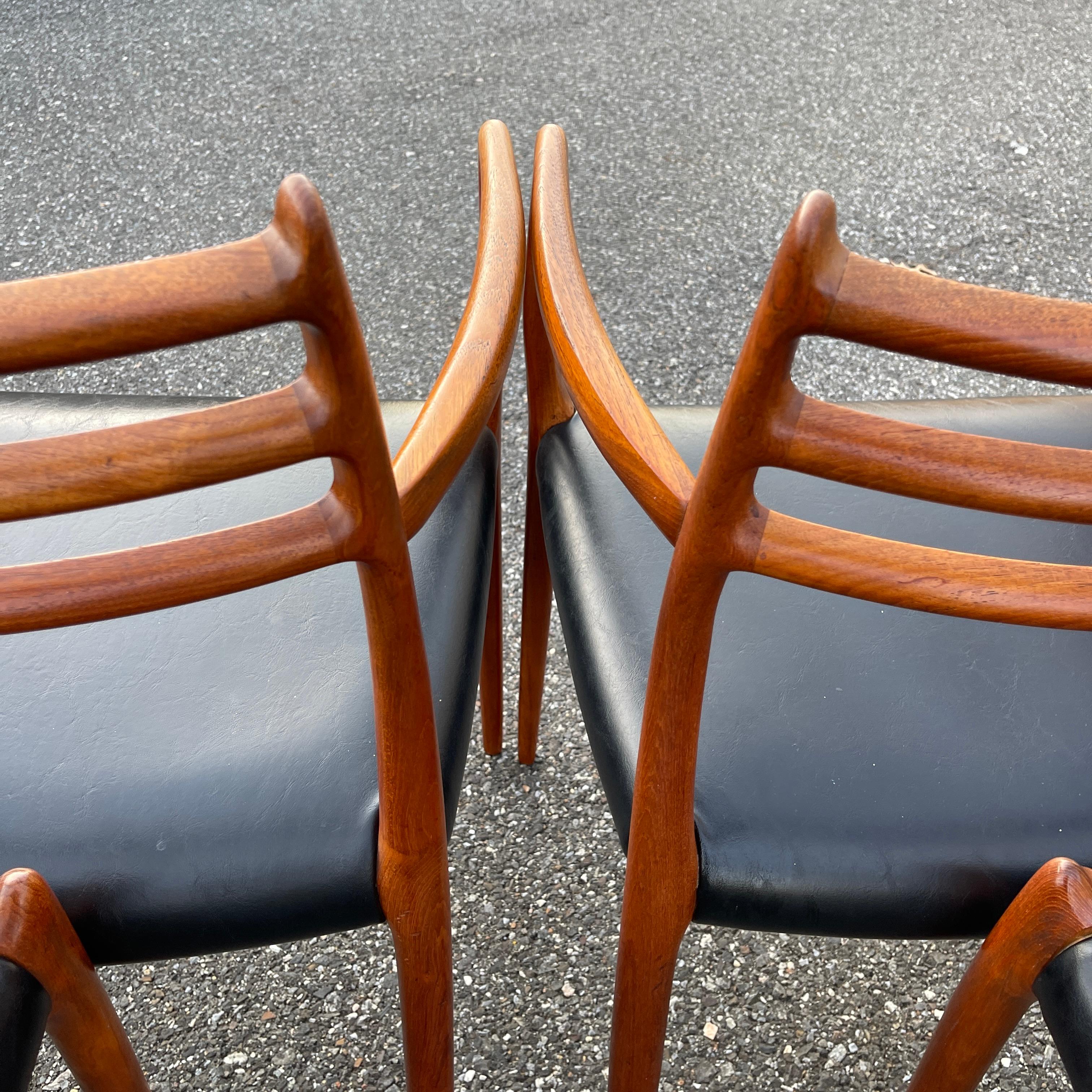 Set of Six 6 Danish Mid-Century Modern Dining Chairs, Niels Moller 11