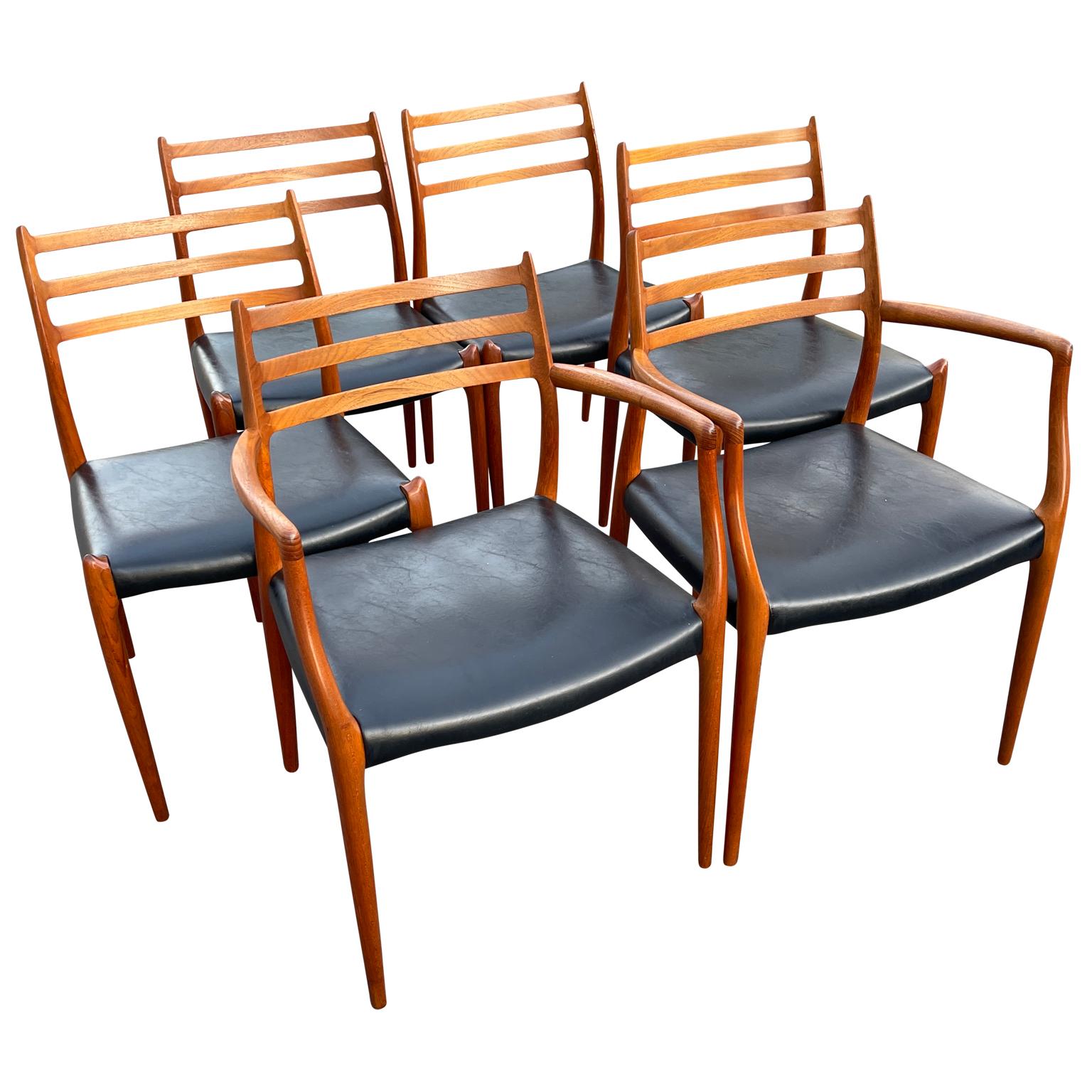 Set of Six 6 Danish Mid-Century Modern Dining Chairs, Niels Moller In Good Condition In Haddonfield, NJ