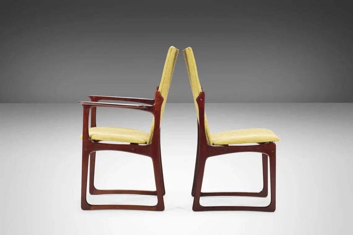 Scandinavian Modern Set of 6Danish Modern Model VS 231 Dining Chairs by Vamdrup, Denmark, c. 1960's