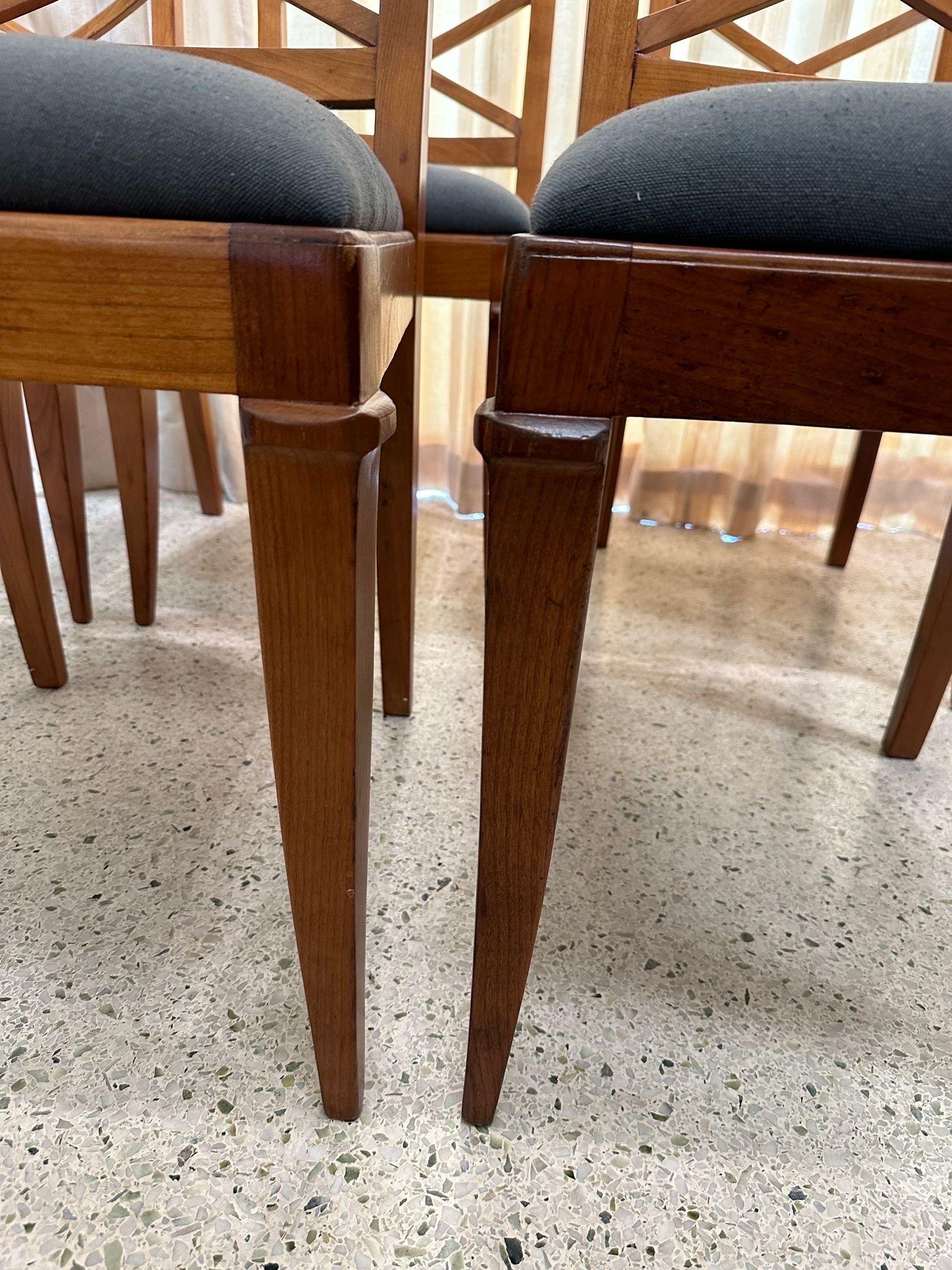 Set of Six (6) Deco Era French Oak Dining Chairs In Good Condition For Sale In North Miami, FL