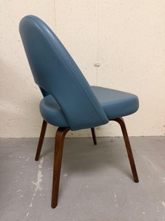 Set of Six (6) Eero Saarinen Executive Armless Chairs for Knoll