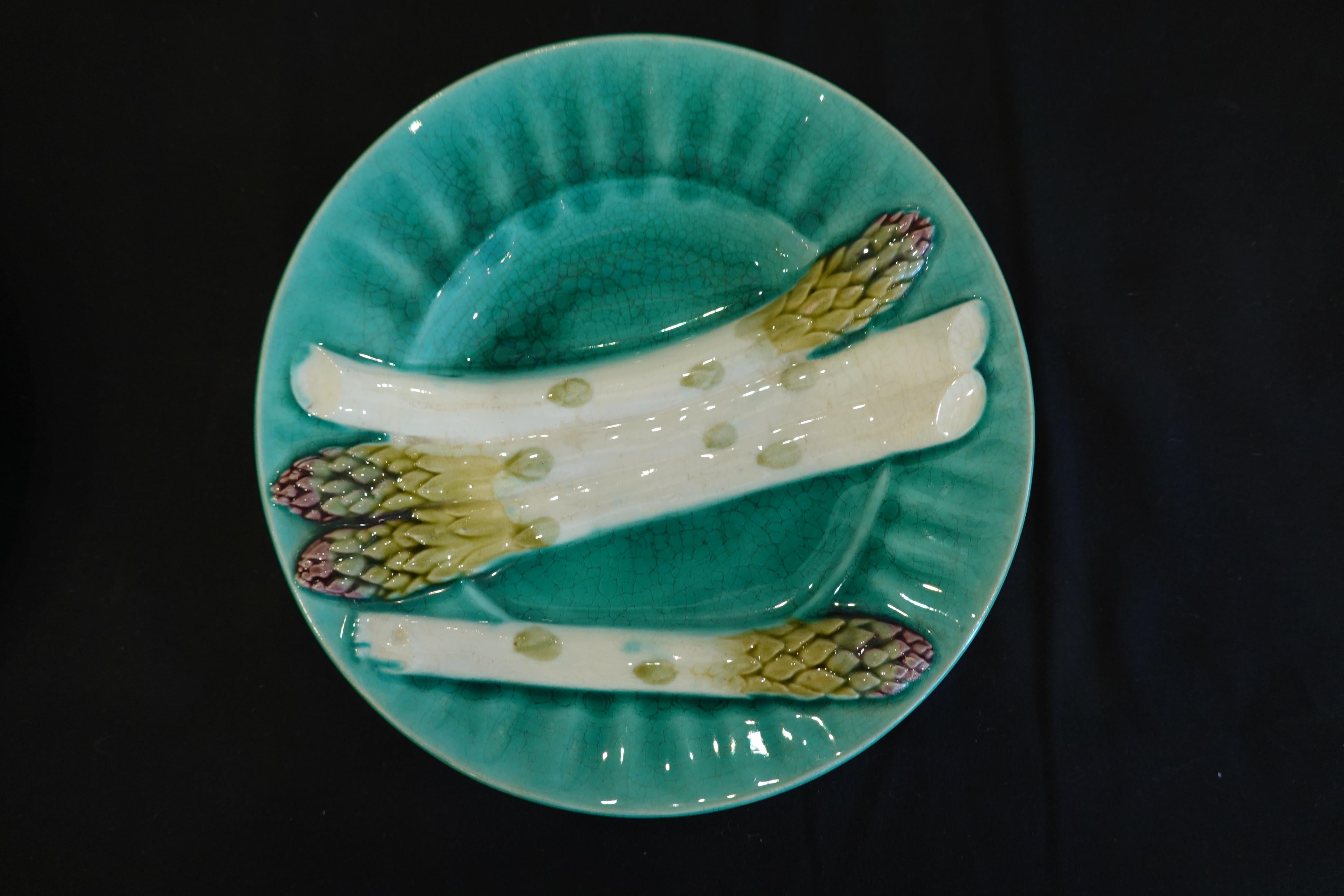 Set of Six '6' French Faience Asparagus Plates by Luneville For Sale 2