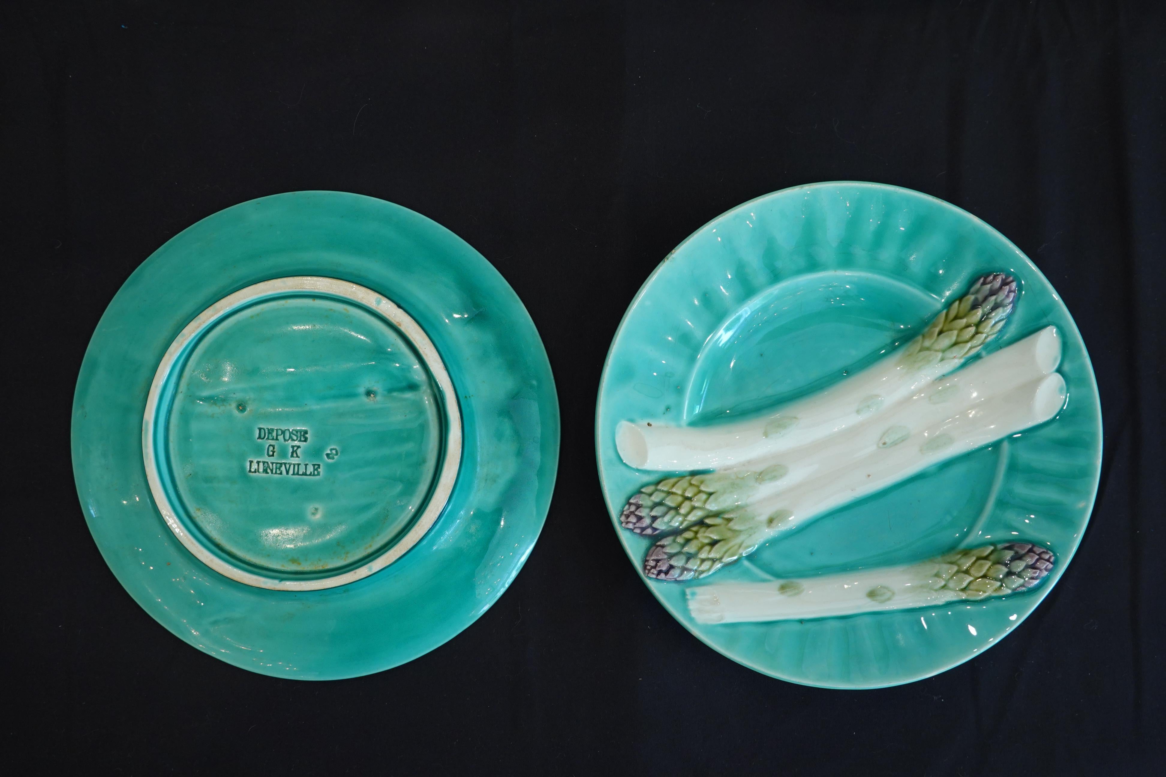Set of Six '6' French Faience Asparagus Plates by Luneville For Sale 9