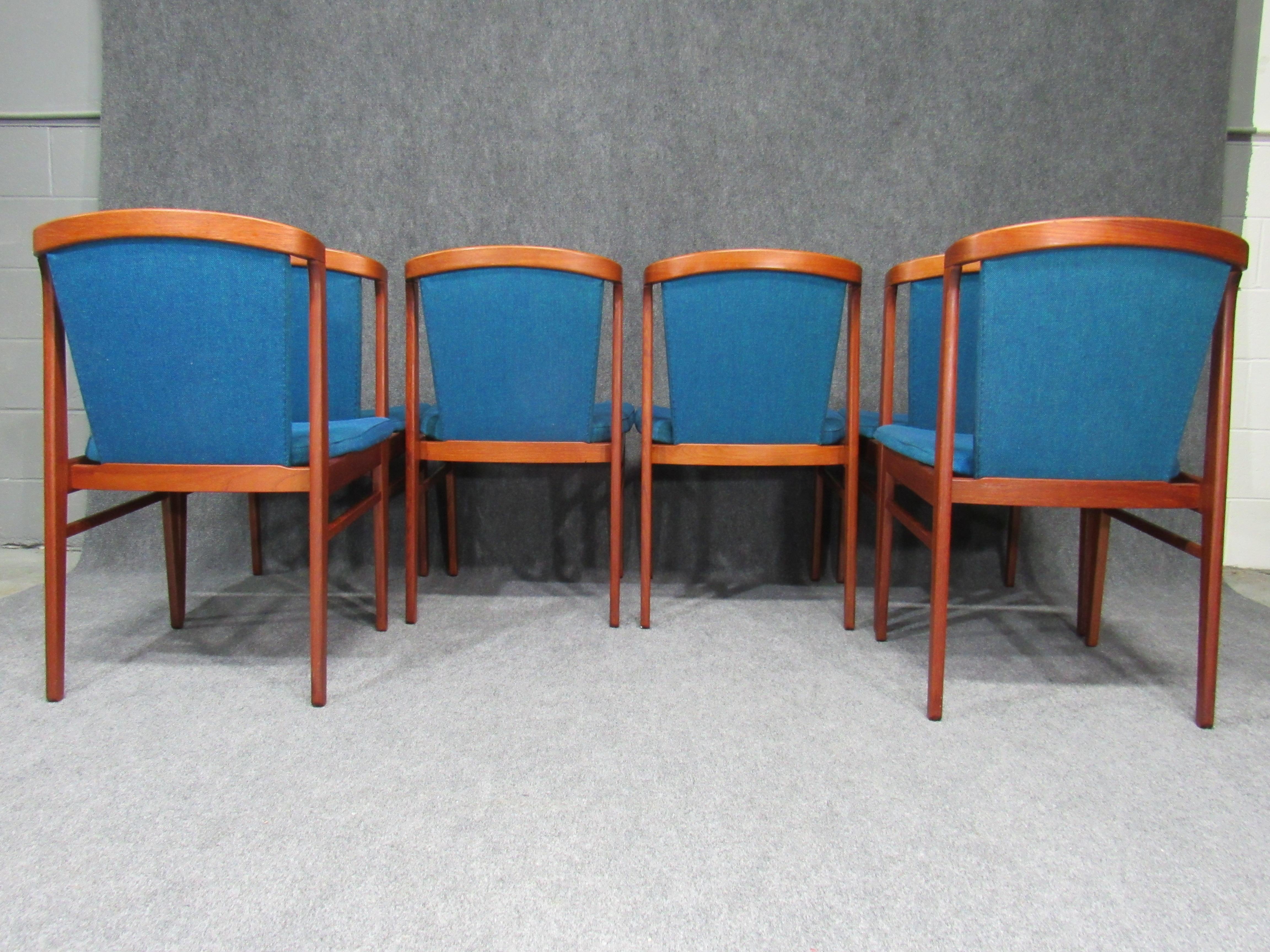 Set of Six '6' Rare Midcentury, Danish Modern Teak Dining Chairs by Erik Buck 6