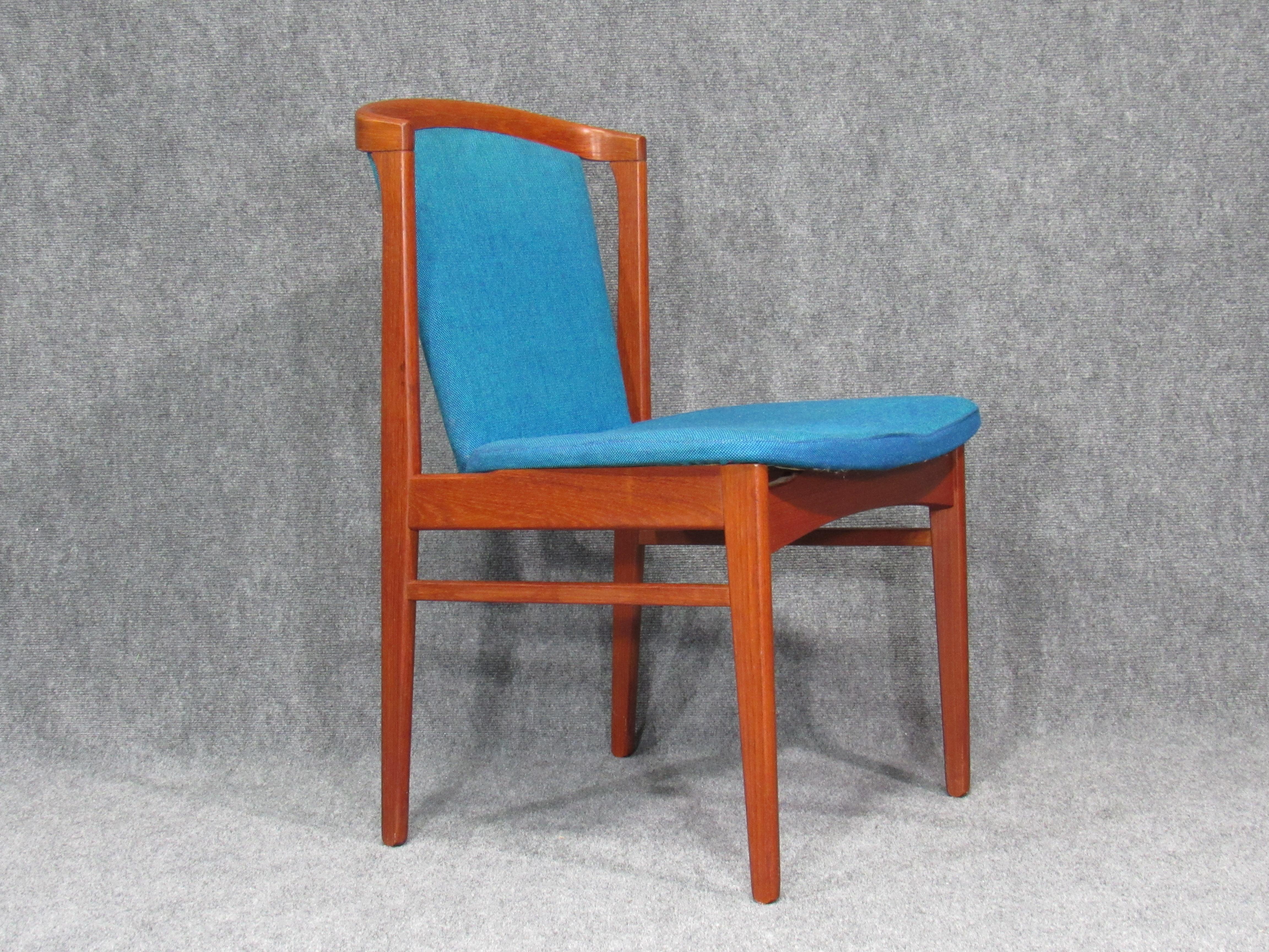 Set of Six '6' Rare Midcentury, Danish Modern Teak Dining Chairs by Erik Buck 1