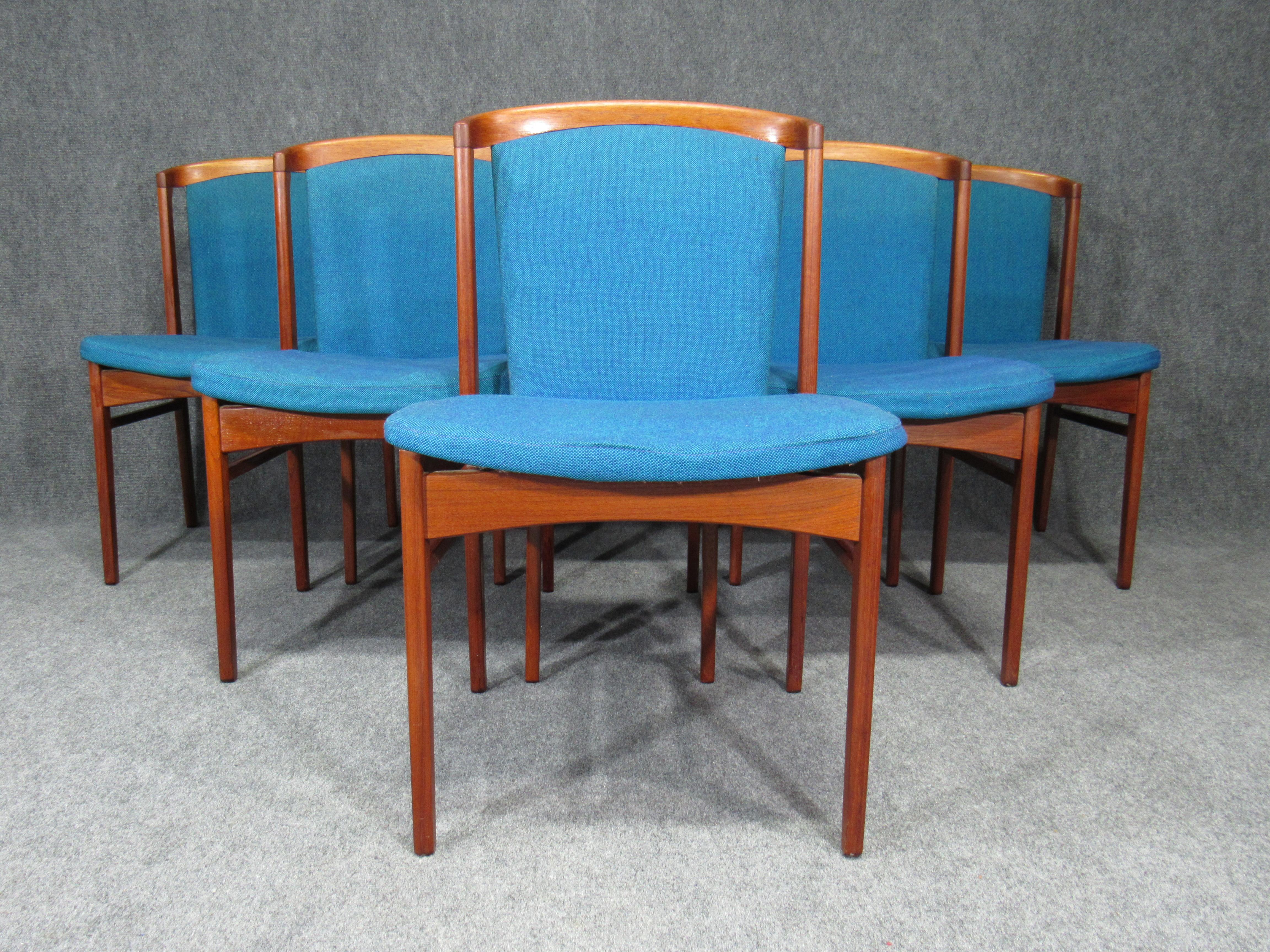 Set of Six '6' Rare Midcentury, Danish Modern Teak Dining Chairs by Erik Buck 3
