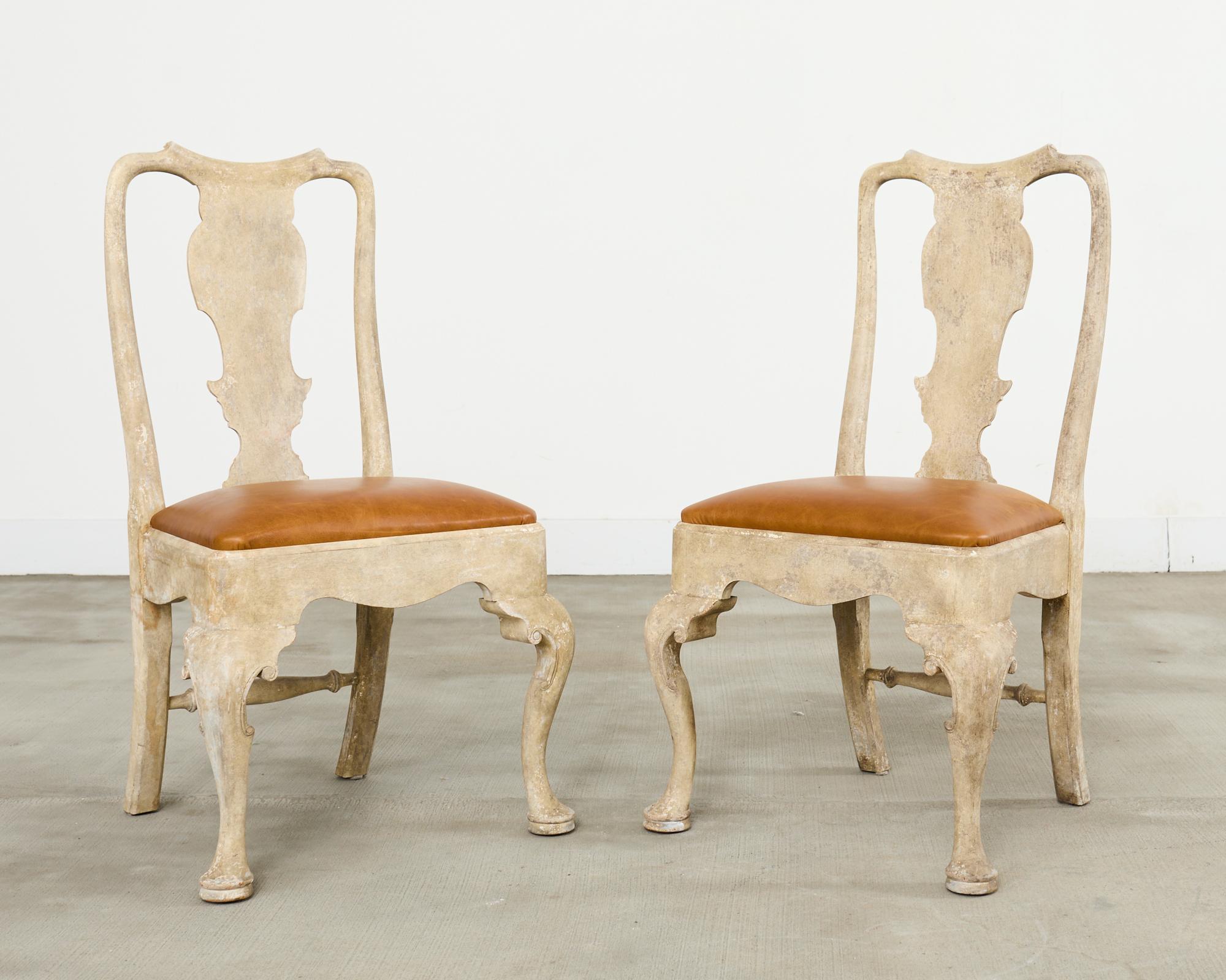 Set of Six A. Rudin Distressed Queen Anne Style Dining Chairs Haya en venta