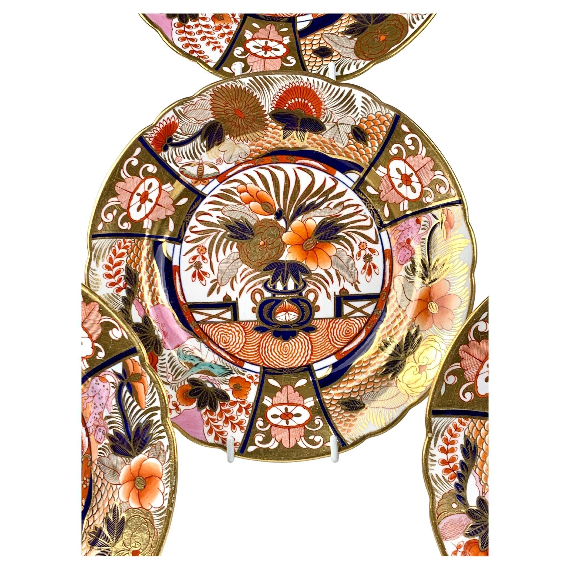 Set of Six Admiral Nelson Pattern Plates English Imari by Coalport Circa 1815 In Excellent Condition In Katonah, NY