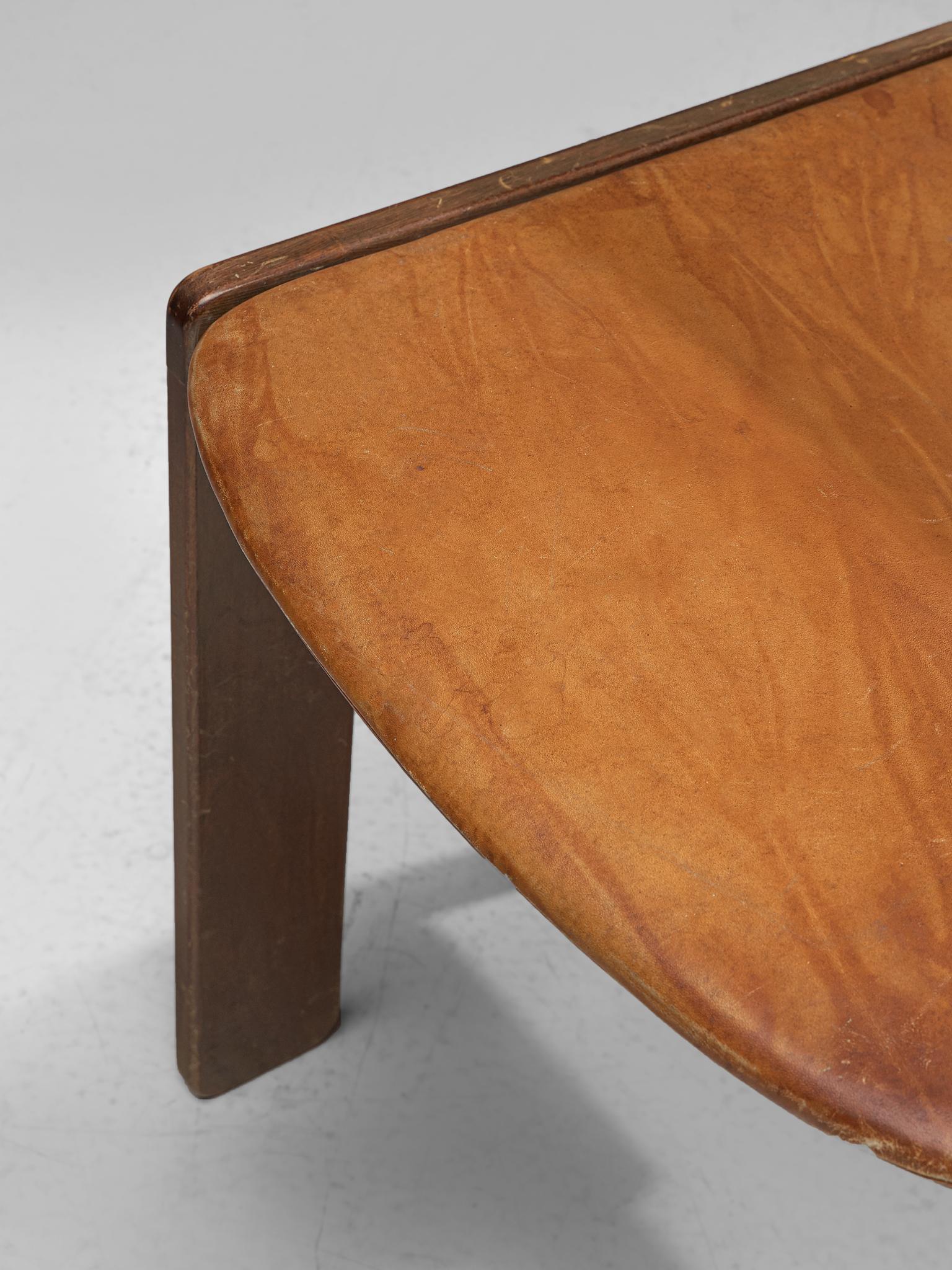 Set of Six Afra and Tobia Scarpa Chairs in Natural Leather and Walnut 4