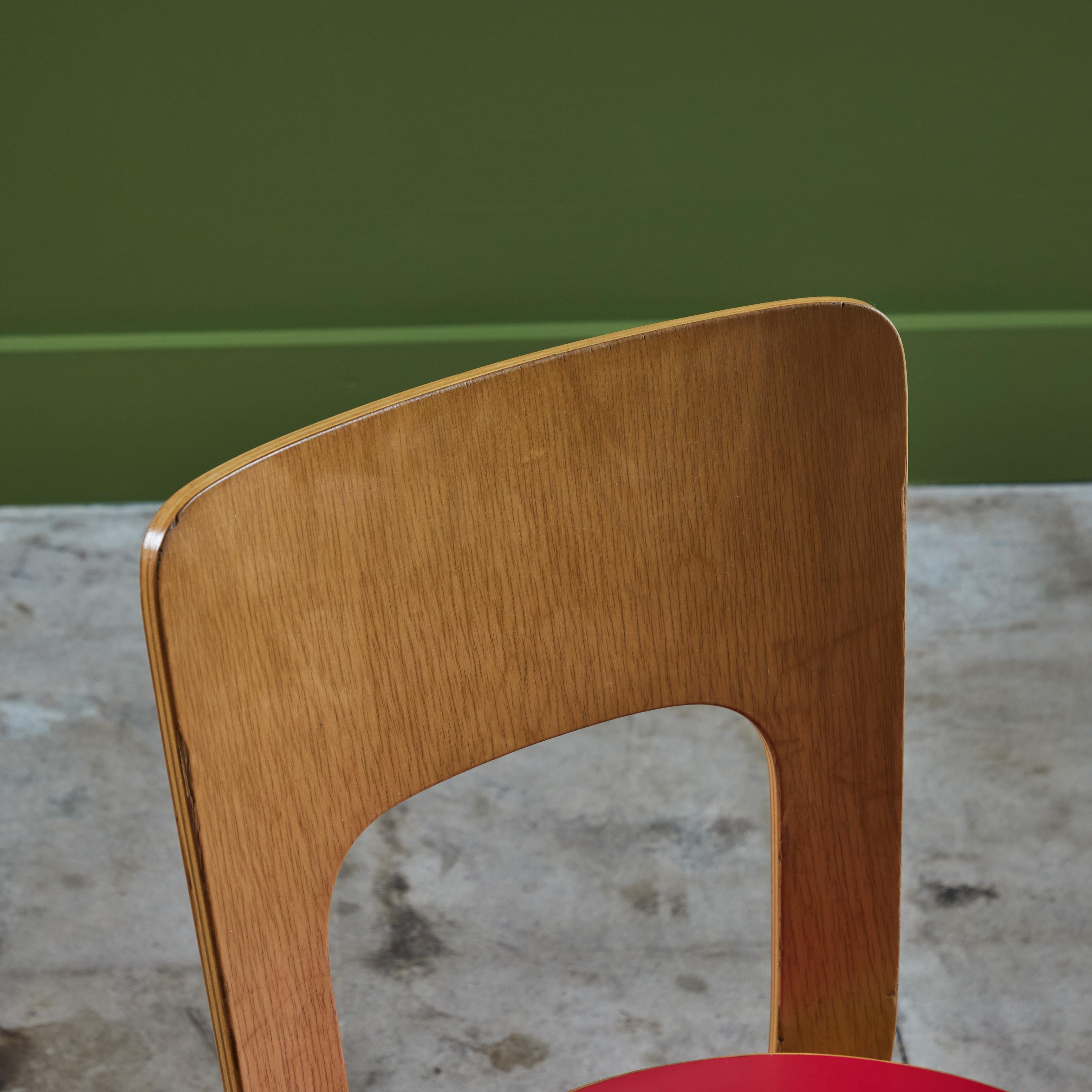 Set of Six Alvar Aalto Model 66 Dining Chairs for Artek For Sale 4