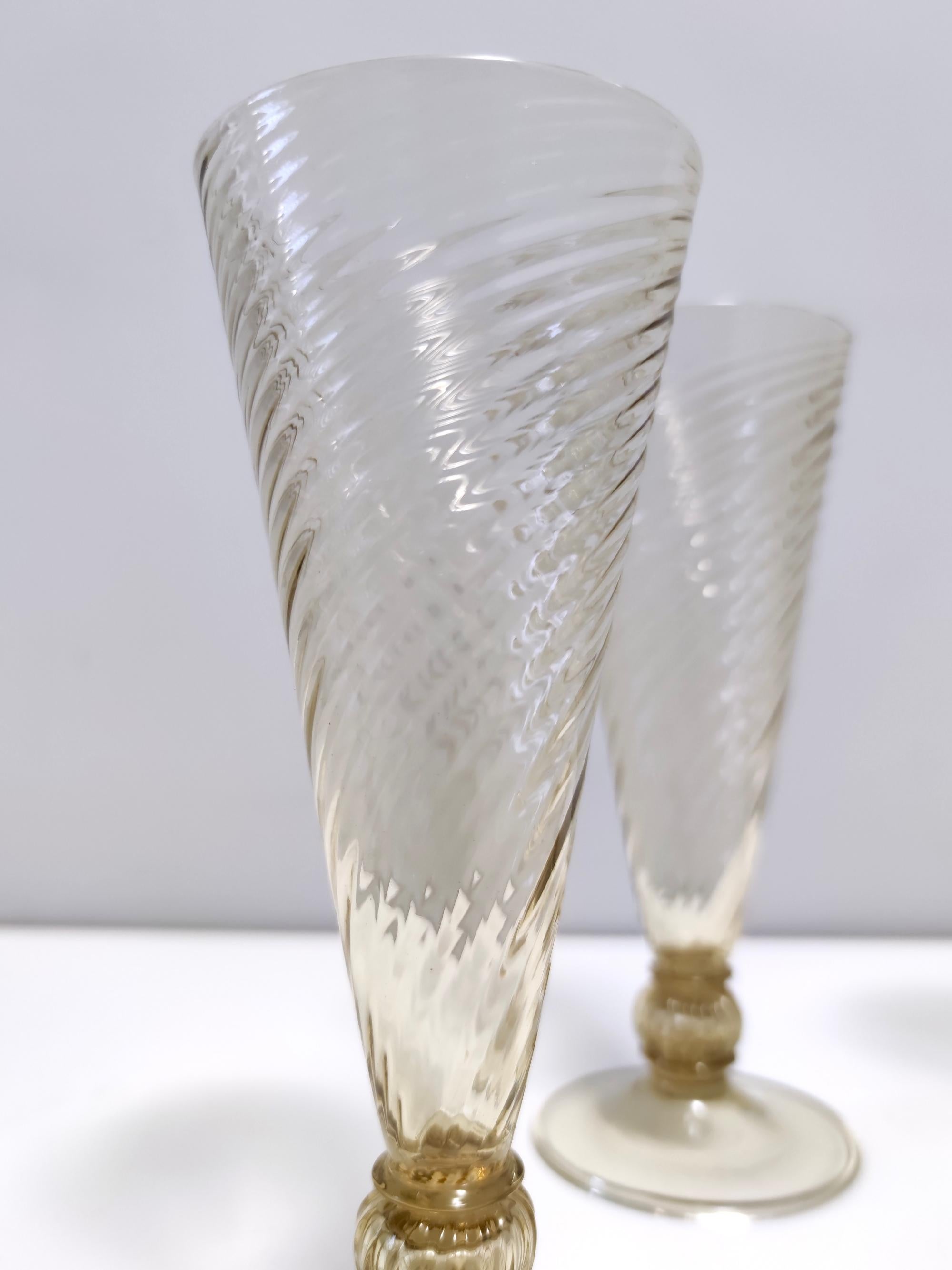Set von sechs Bernstein-Murano-Getränkegläsern von Vittorio Zecchin, Italien im Zustand „Gut“ im Angebot in Bresso, Lombardy