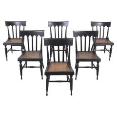 Set aus sechs antiken Esszimmerstühlen aus Schilfrohr