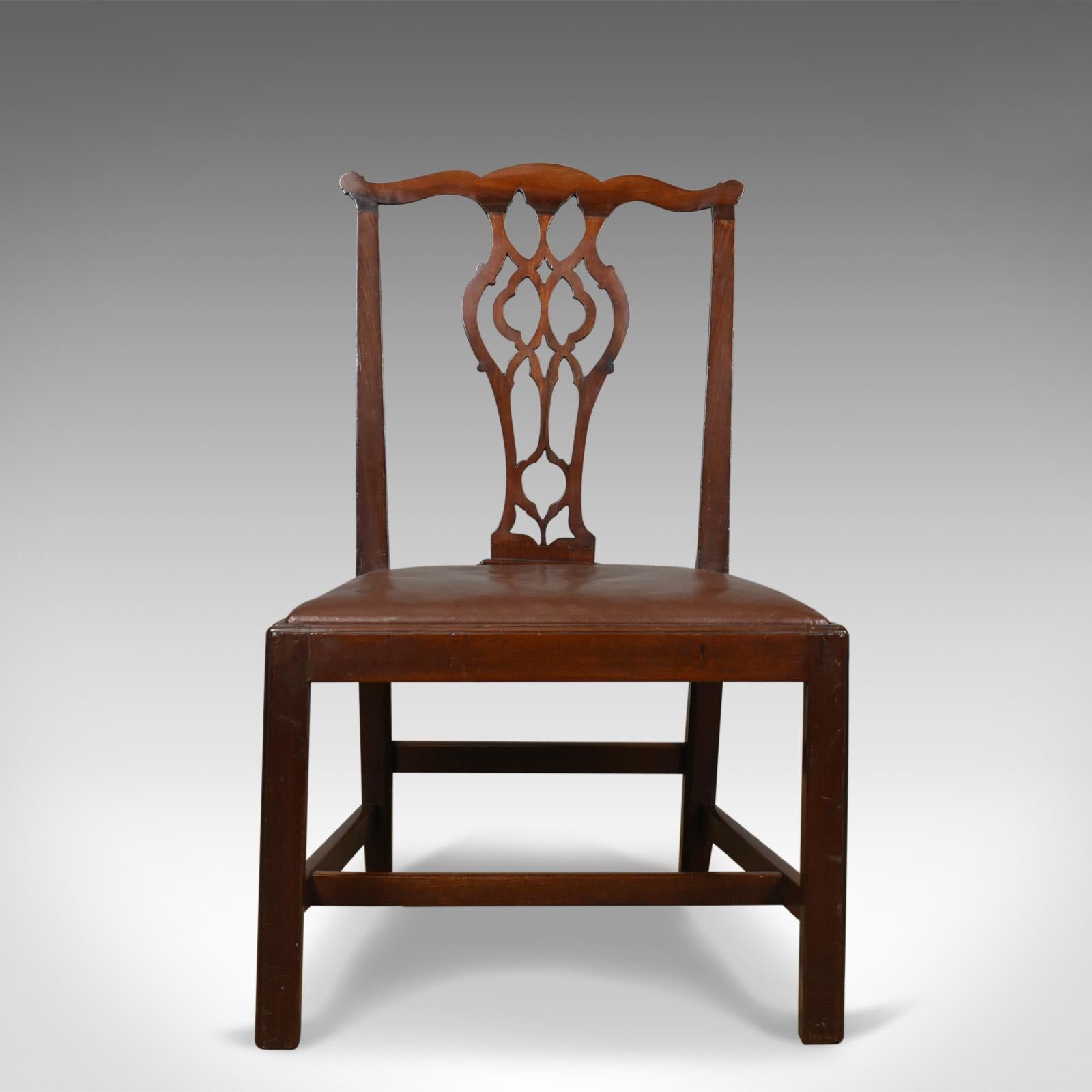 This is a set of six antique dining chairs in mahogany. English, late Georgian in the manner of Chippendale dating to the early 19th century, circa 1800.

An attractive set of six, English, early 19th century dining chairs
In the desirable form