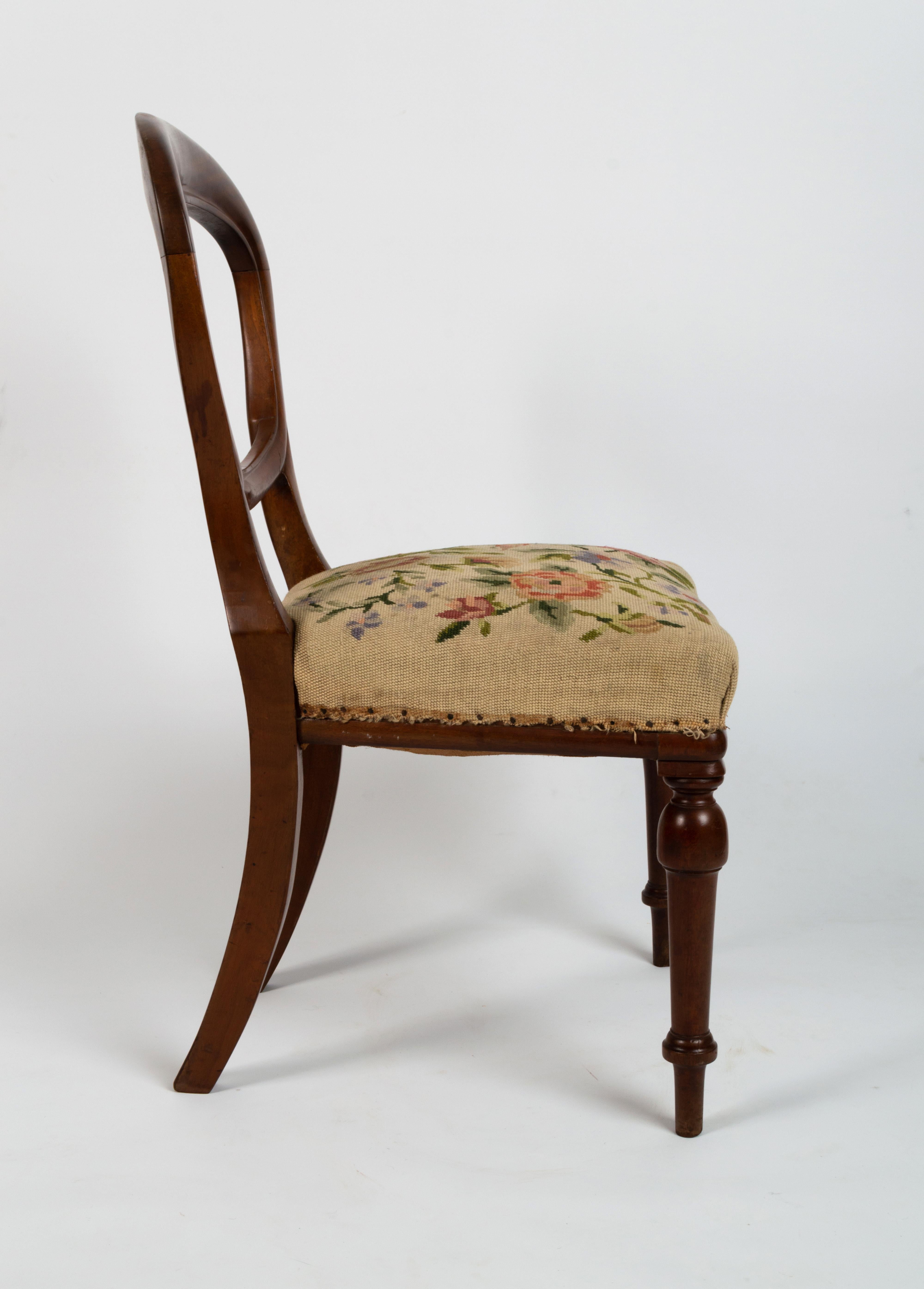 Set of Six Antique English 19th Century Mahogany Balloon Back Chairs circa 1860 For Sale 7