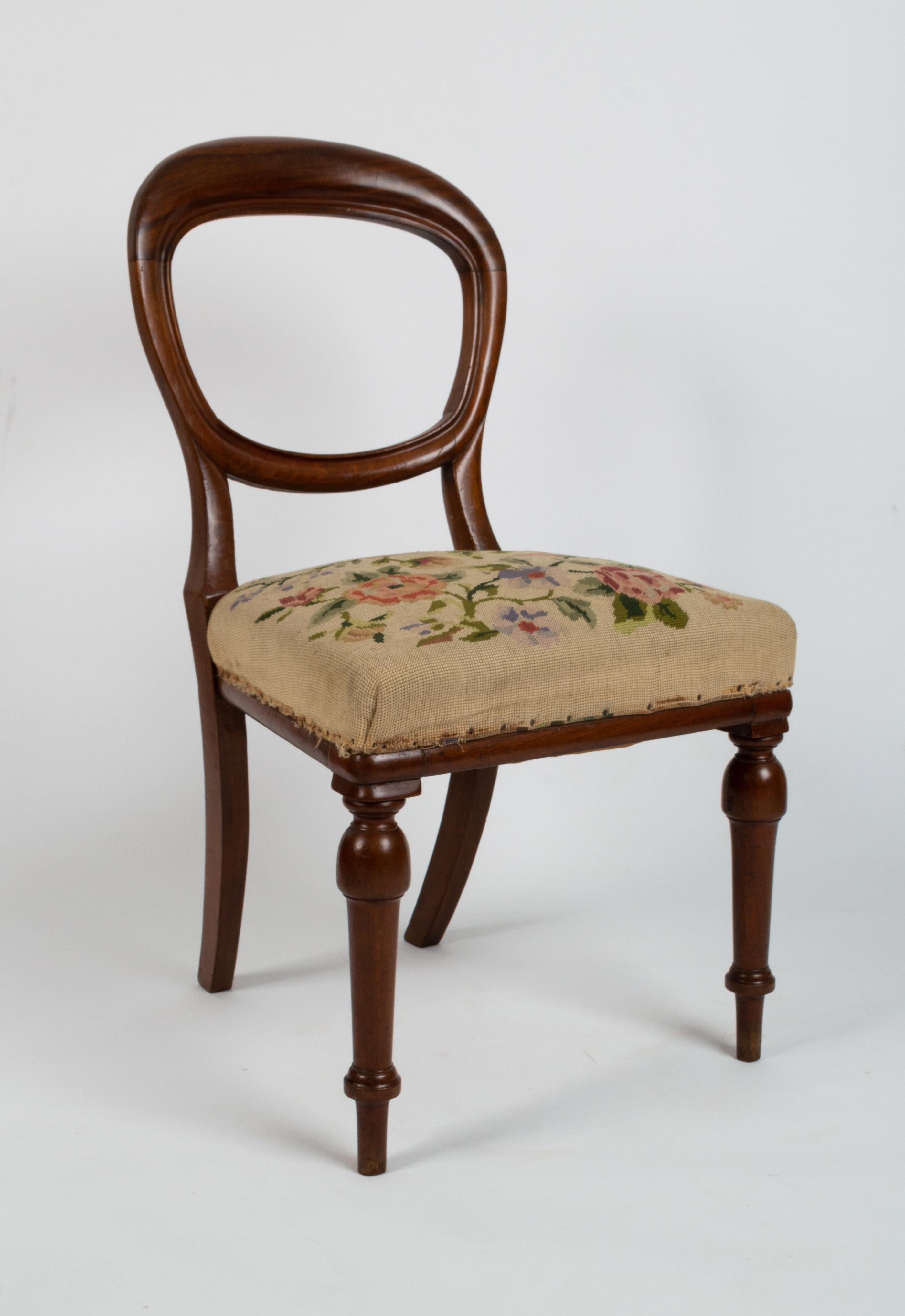 Set of Six Antique English 19th Century Mahogany Balloon Back Chairs circa 1860 For Sale 8