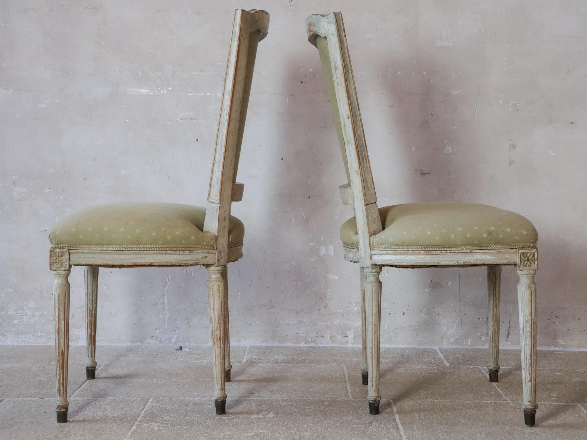 Ensemble de six chaises de salle à manger françaises anciennes en vente 1