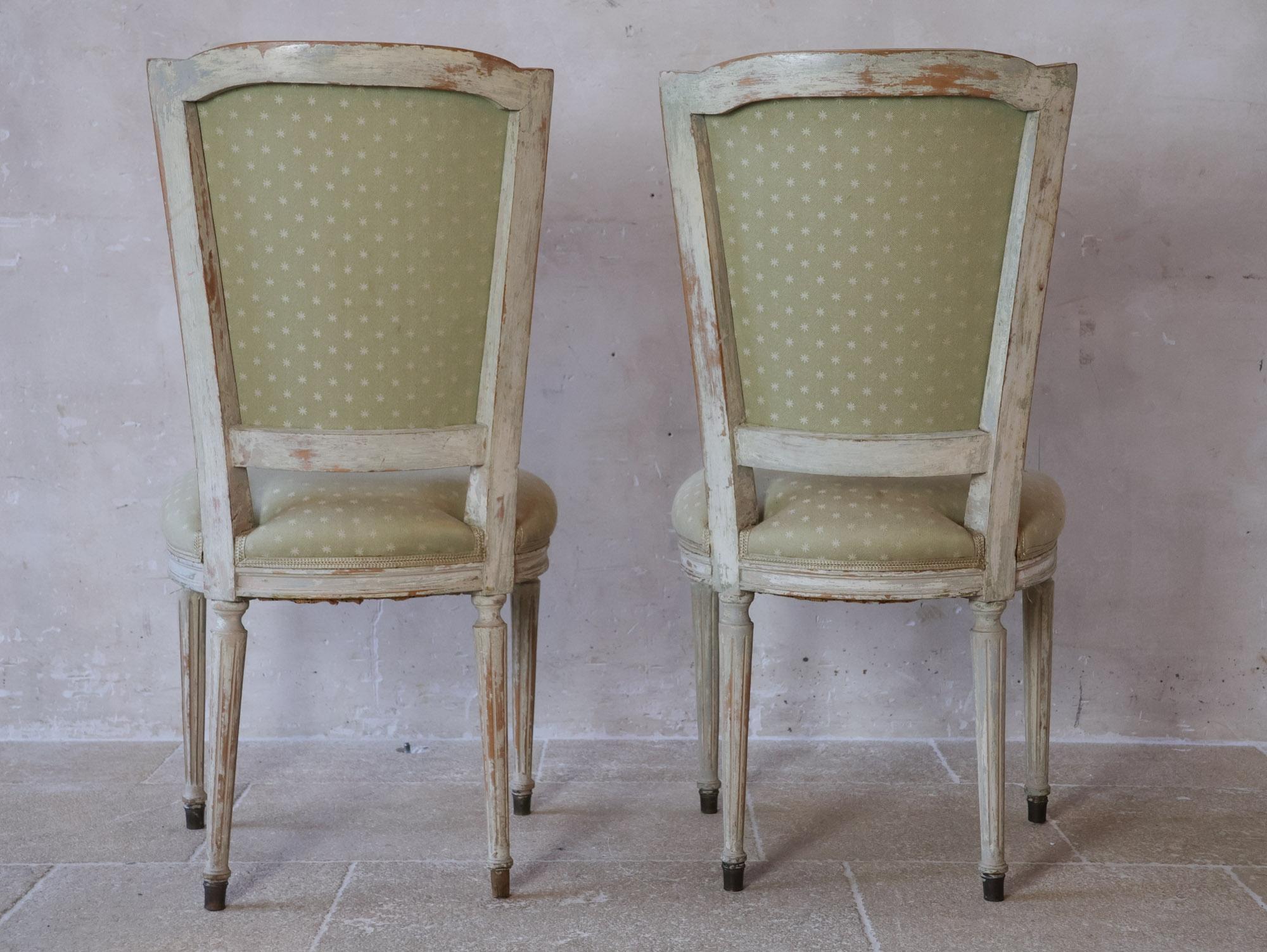 Ensemble de six chaises de salle à manger françaises anciennes en vente 2