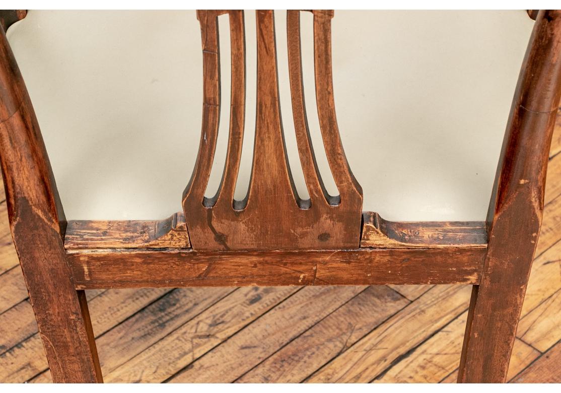 Juego de seis sillas de comedor antiguas estilo Hepplewhite para restaurar en venta 8