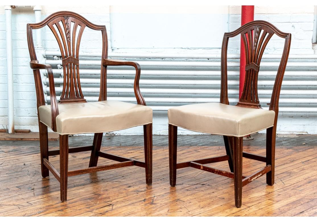 Juego de seis sillas de comedor antiguas estilo Hepplewhite para restaurar en venta 1