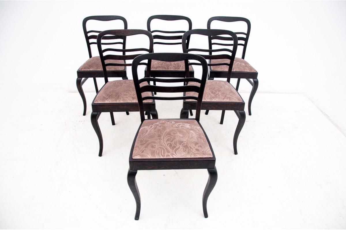 Set of Six Antique Oak Dining Chairs, Poland, 1930s For Sale 4