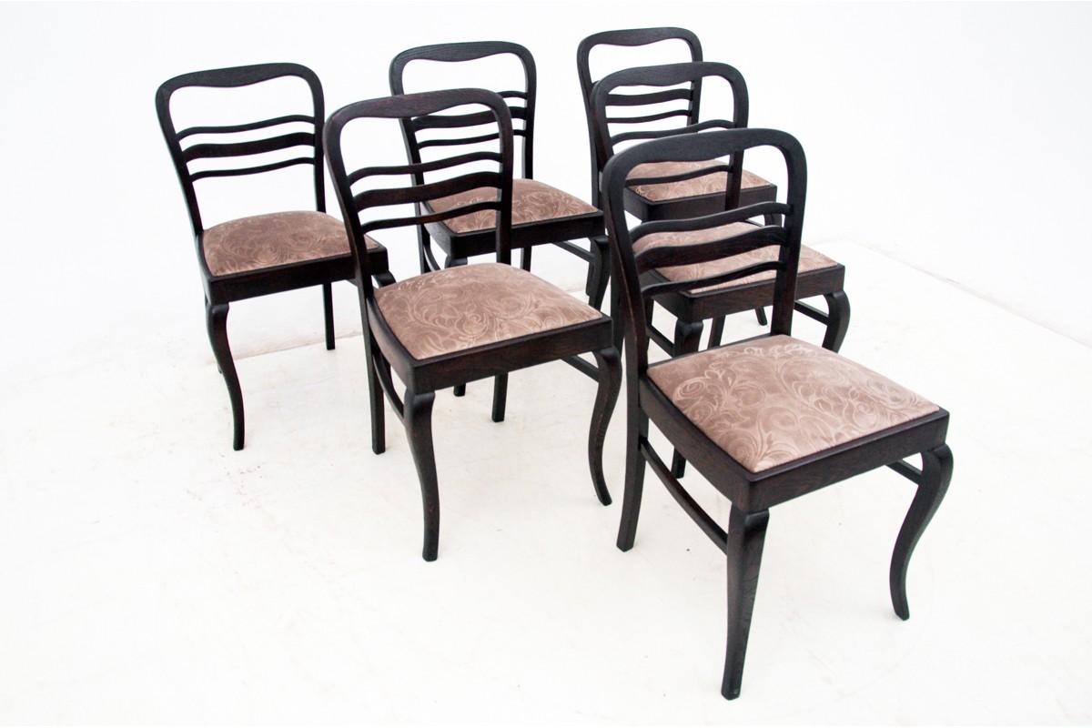 Set of Six Antique Oak Dining Chairs, Poland, 1930s For Sale 2