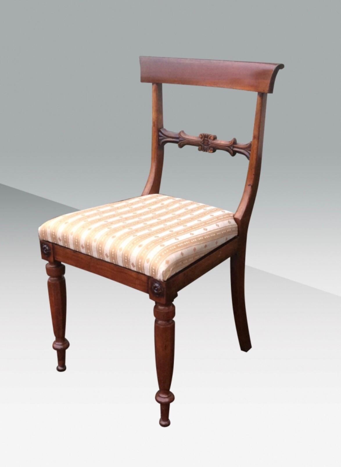 Set of Six Antique Period Regency Rosewood Dining Chairs In Excellent Condition In Antrim, GB