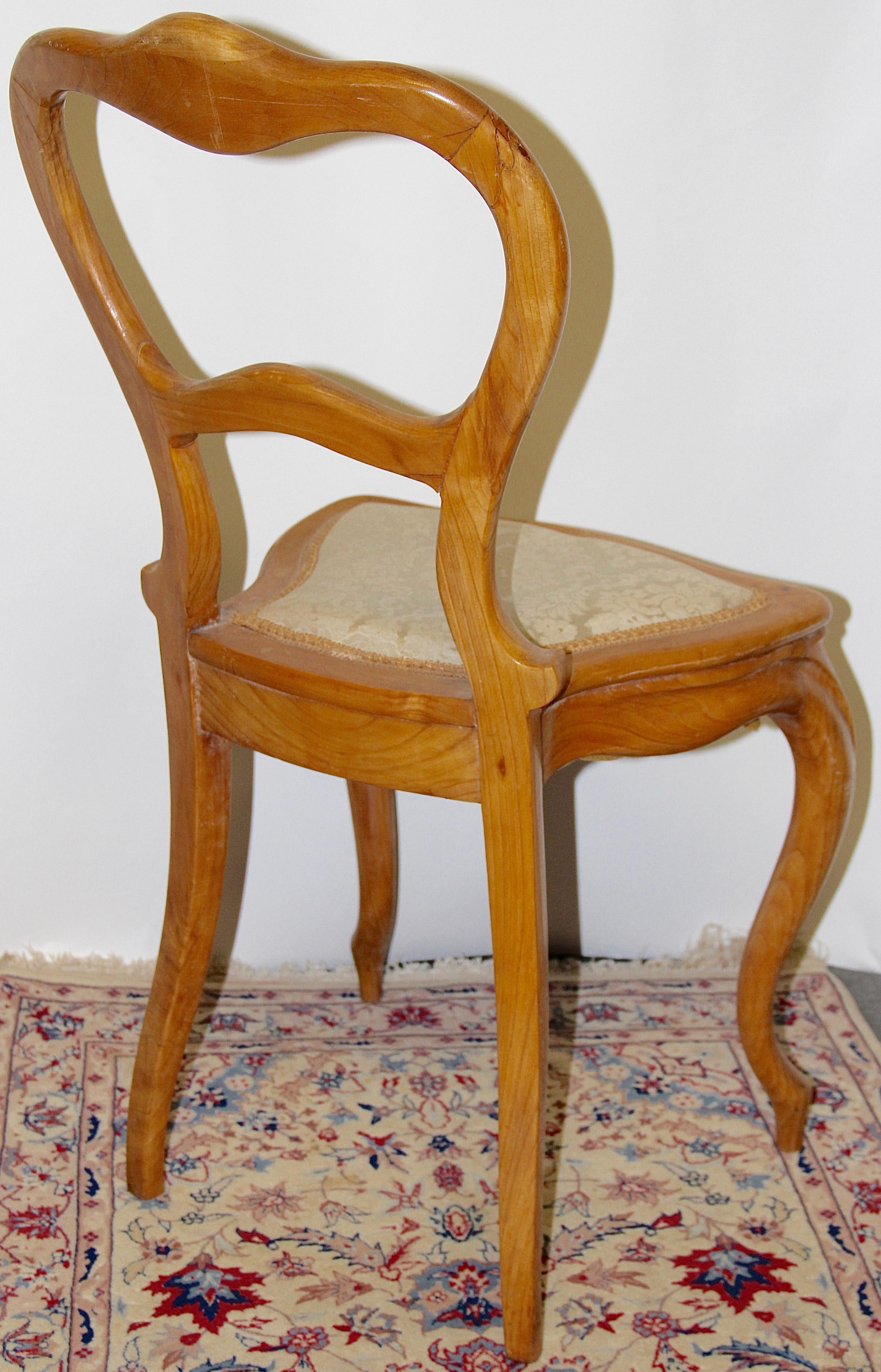 Ensemble de six chaises d'appoint anciennes, Allemagne, début du 19ème siècle en vente 1