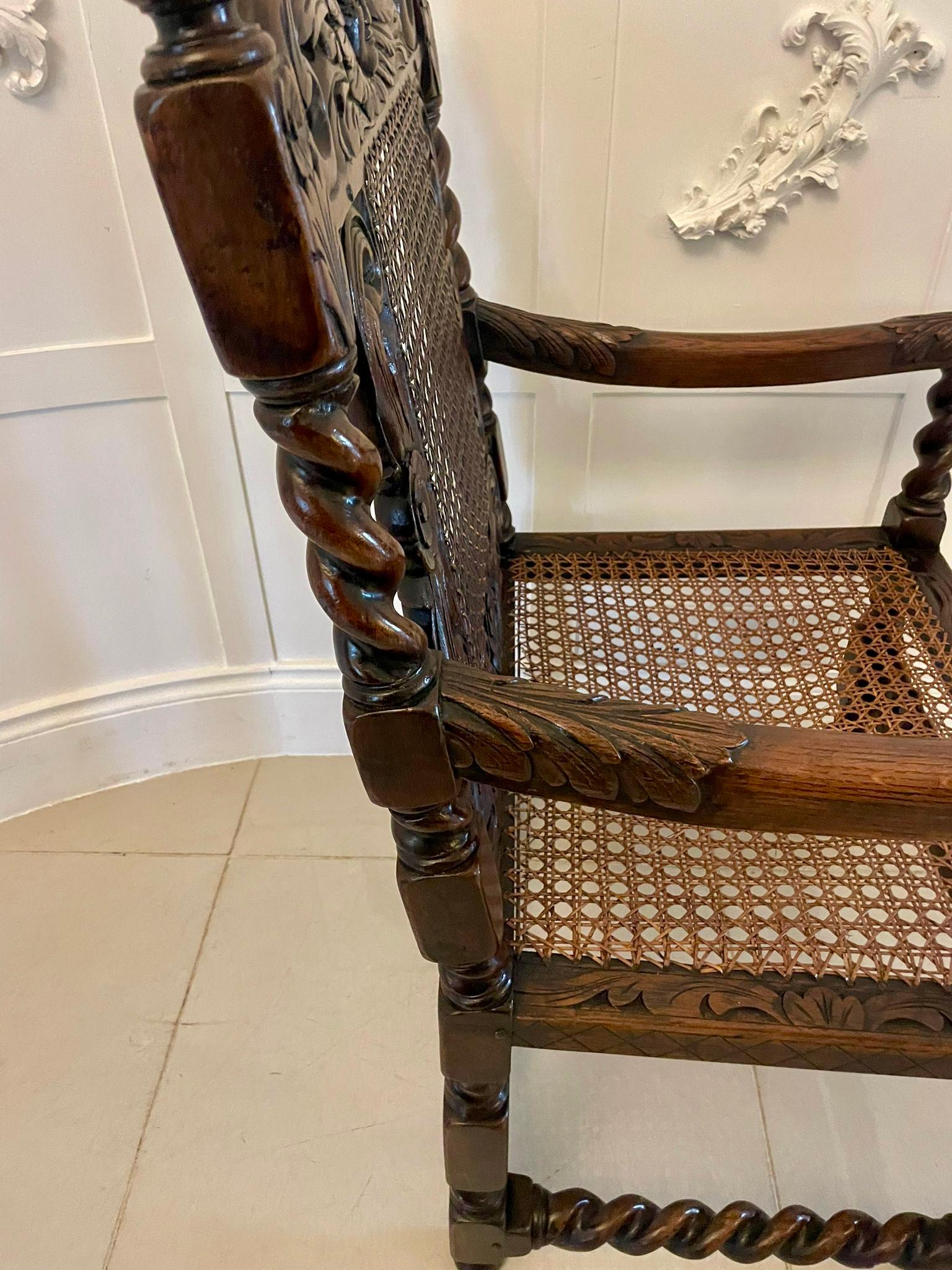 XIX secolo Set di sei sedie da pranzo antiche in Oak Oak intagliato di qualità vittoriana in vendita