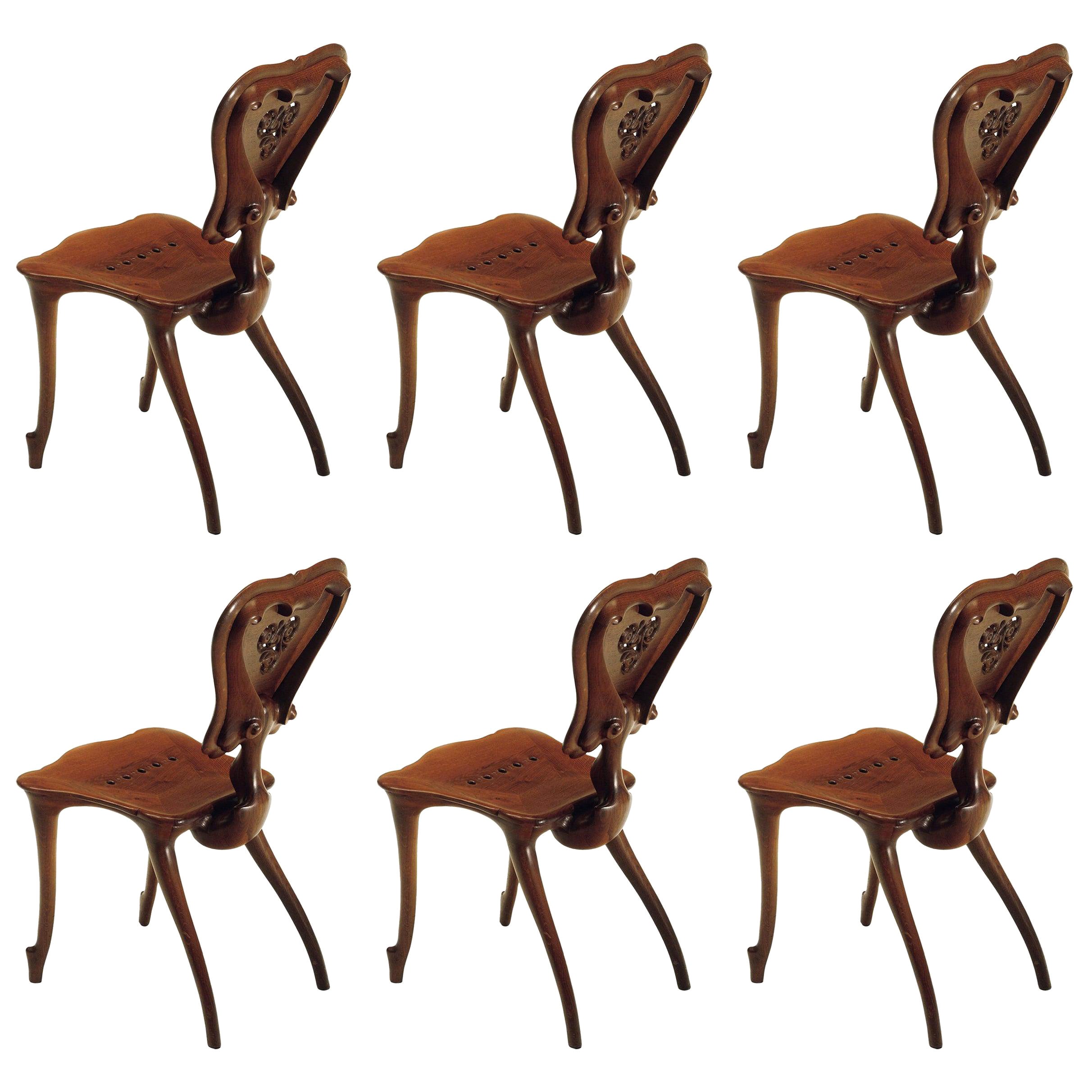 Set of Six Antoni Gaudi Calvet Chair in Solid Varnished Oak For Sale
