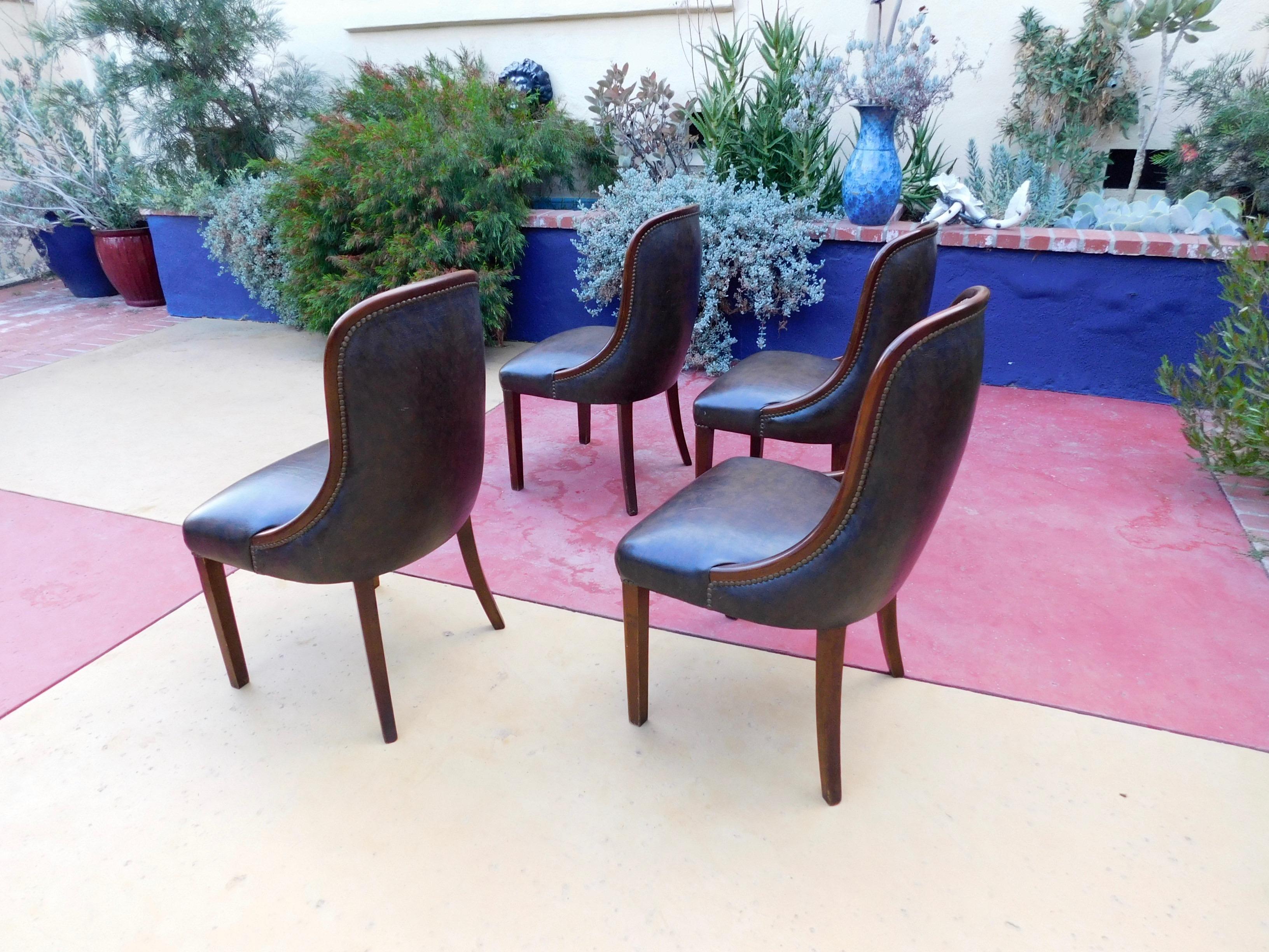 Set of Six Argentine Art Moderne Dining Chairs, circa 1940 For Sale 10