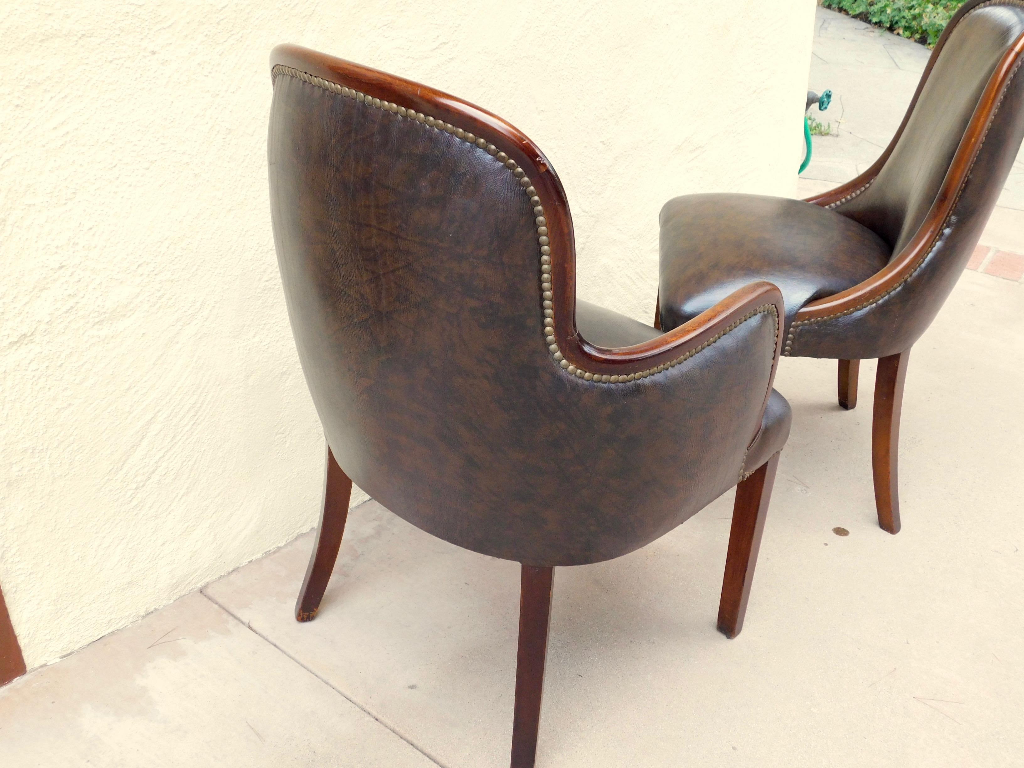 Set of Six Argentine Art Moderne Dining Chairs, circa 1940 For Sale 4