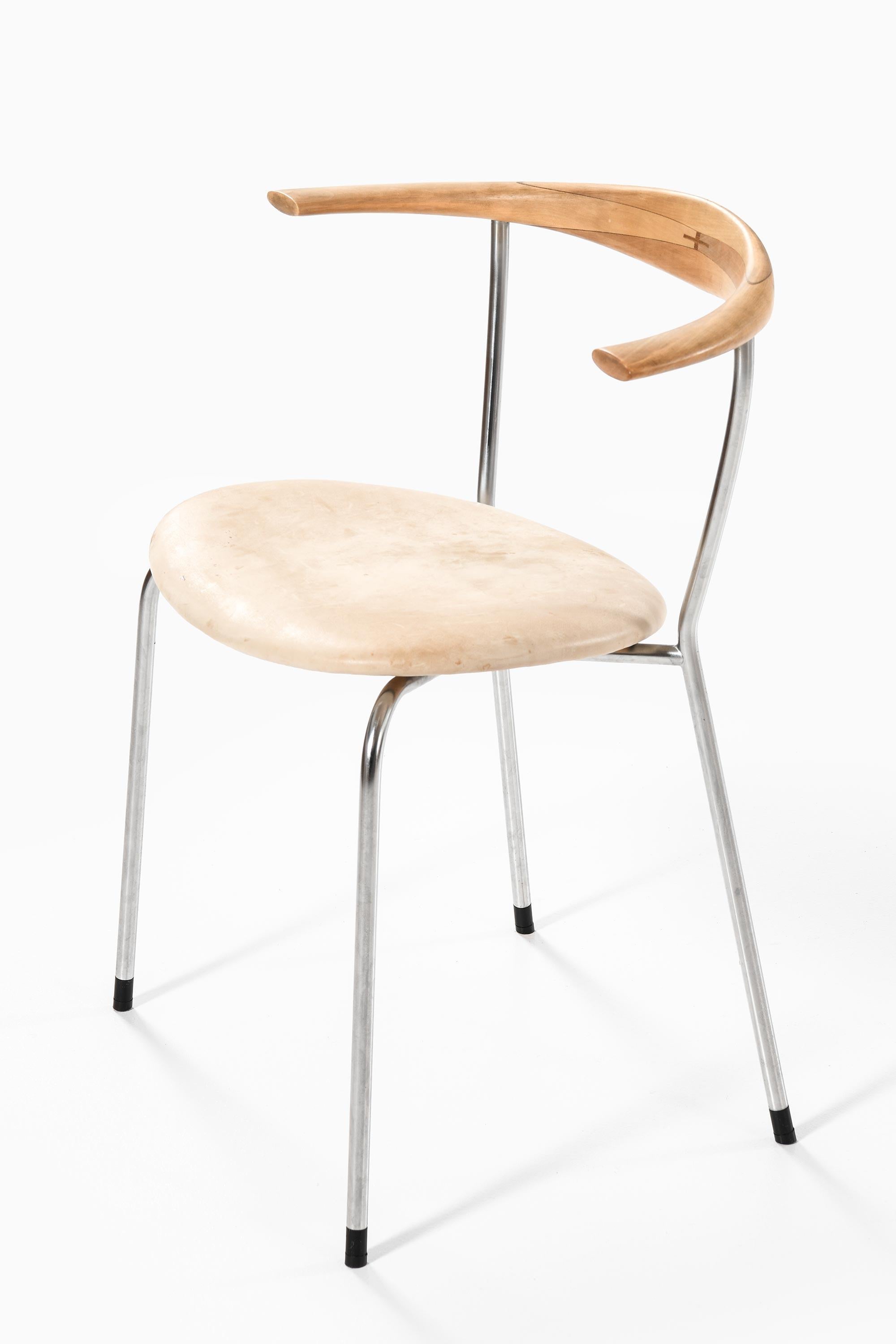 Ensemble de six fauteuils, Model No. JH-701, en bouleau et acier par Hans J. Wegner, années 1960 en vente 3