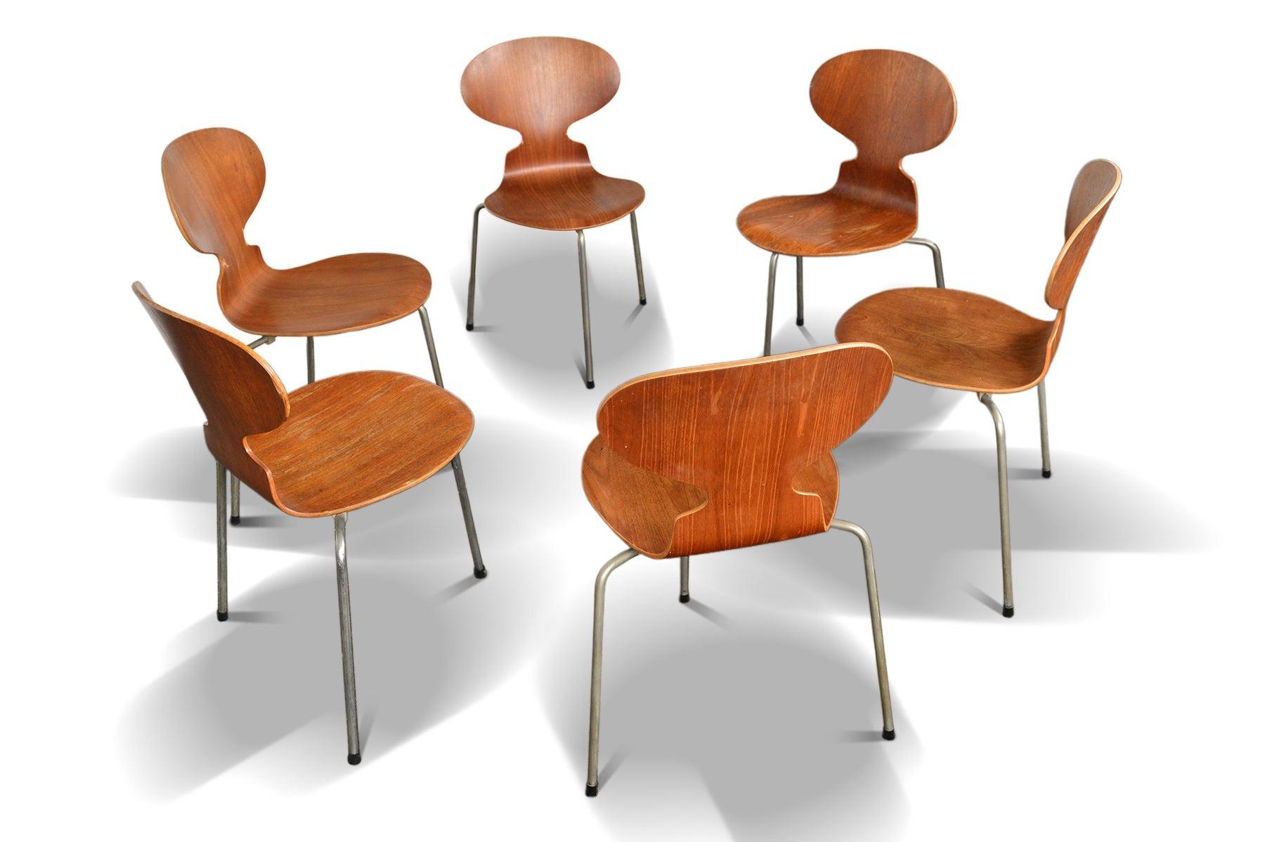 20ième siècle Ensemble de six chaises Ant en teck d'Arne Jacobsen en vente