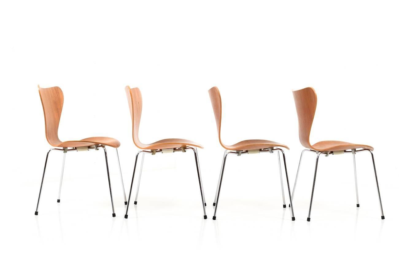 Metal Set of Six Arne Jacobsen Chairs in Teak 