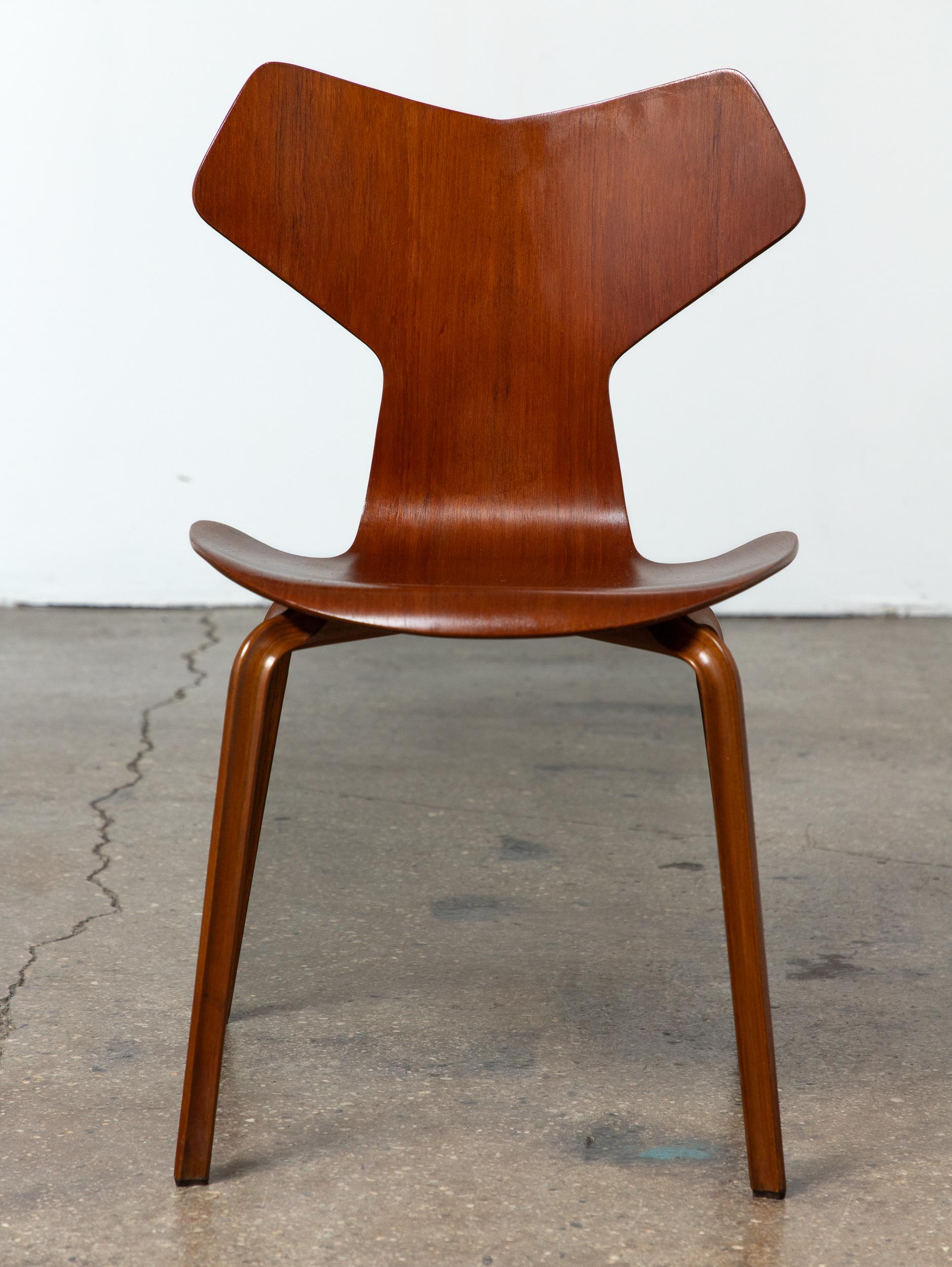 Set di sei sedie Grand Prix di Arne Jacobsen di Fritz Hansen Danimarca anni '60 in vendita 12