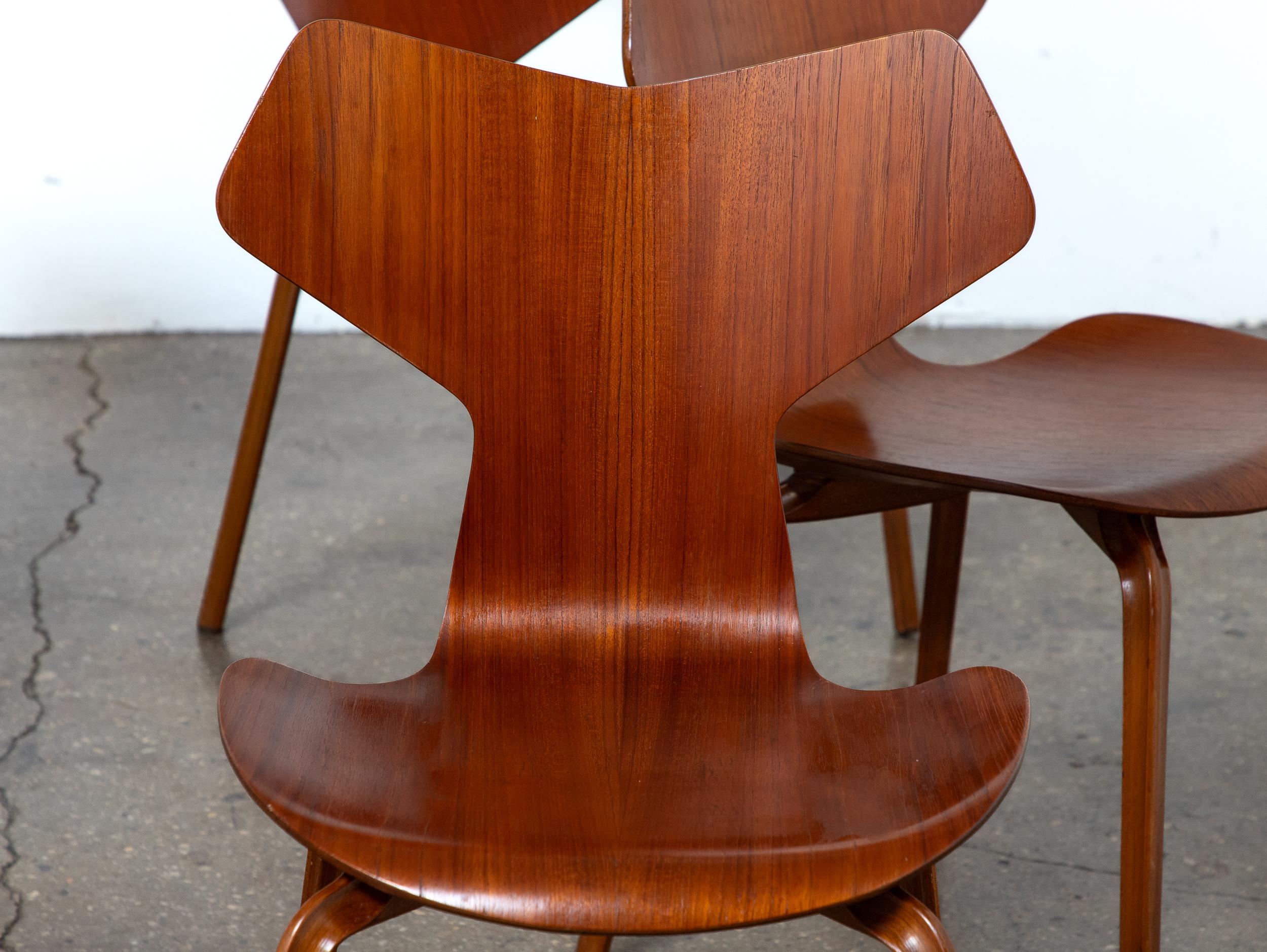 Stampato Set di sei sedie Grand Prix di Arne Jacobsen di Fritz Hansen Danimarca anni '60 in vendita