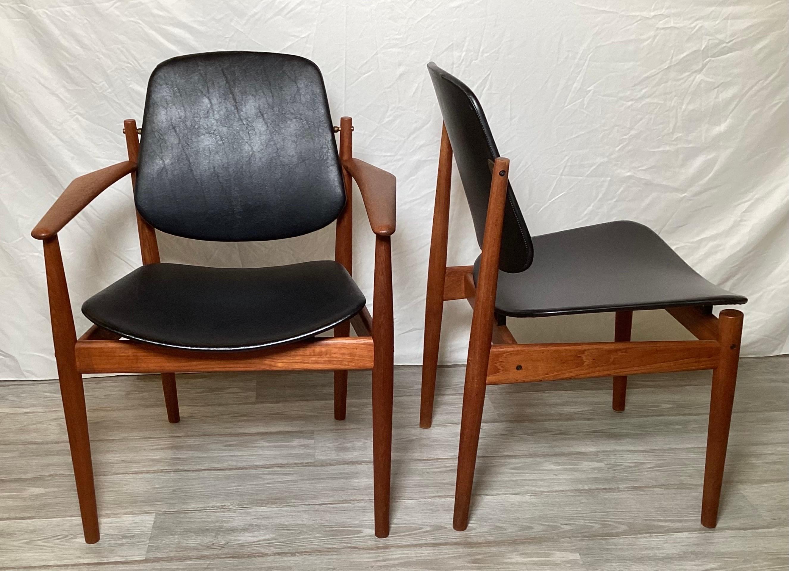 Set of six Arne miVodder mid-century Dining Room chairs (Moderne der Mitte des Jahrhunderts) im Angebot
