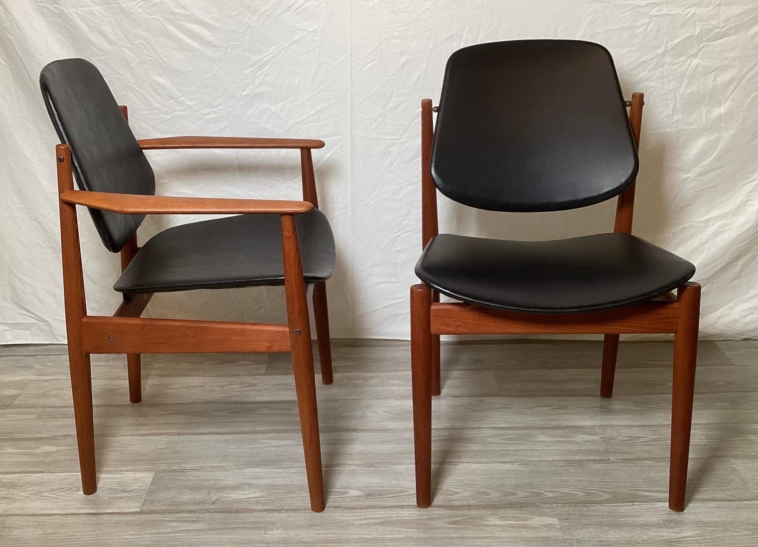Set of six Arne miVodder mid-century Dining Room chairs (Dänisch) im Angebot
