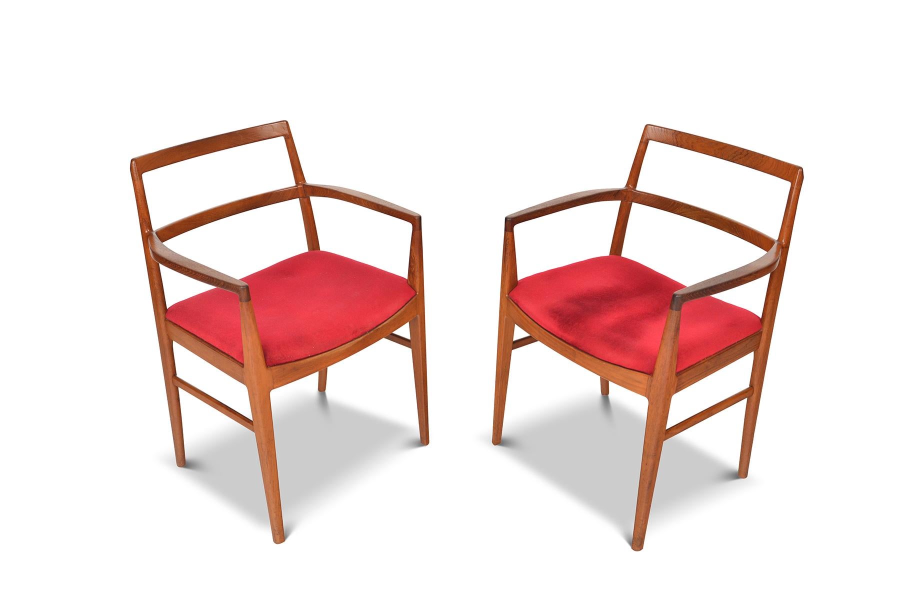 Mid-Century Modern Set of Six Arne Vodder Dining Chairs in Teak For Sale