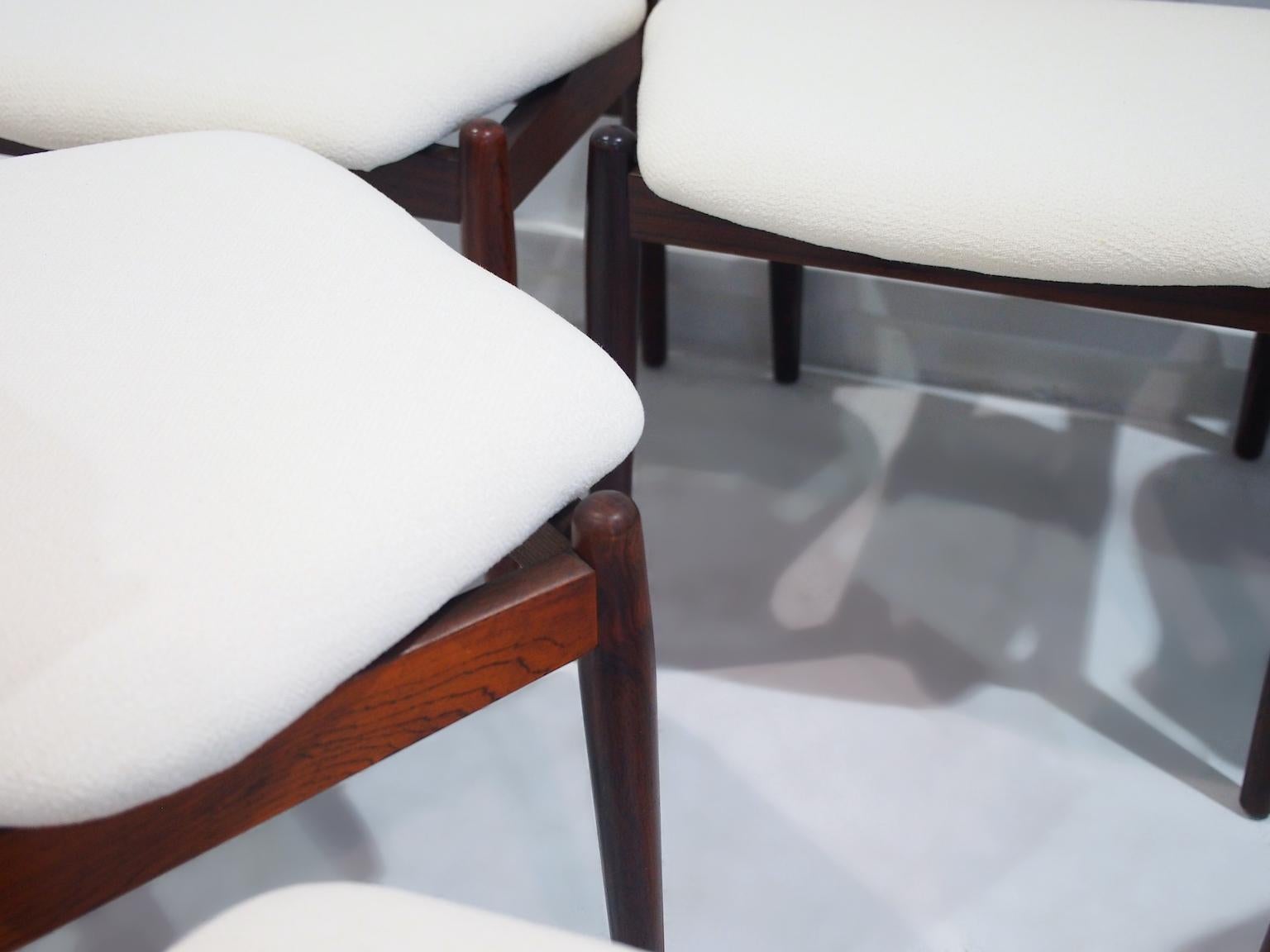Set of Six Arne Vodder for Sibast Hardwood Chairs with White Textile Covers For Sale 4