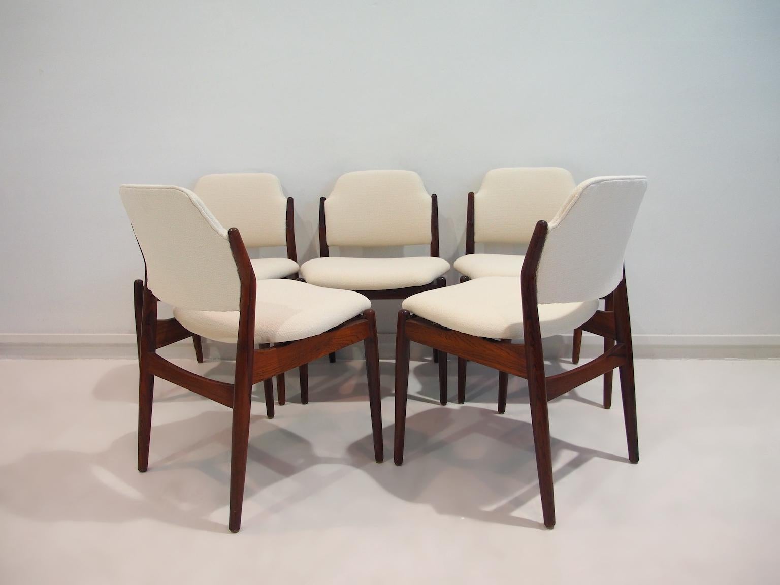 Set of Six Arne Vodder for Sibast Hardwood Chairs with White Textile Covers For Sale 6