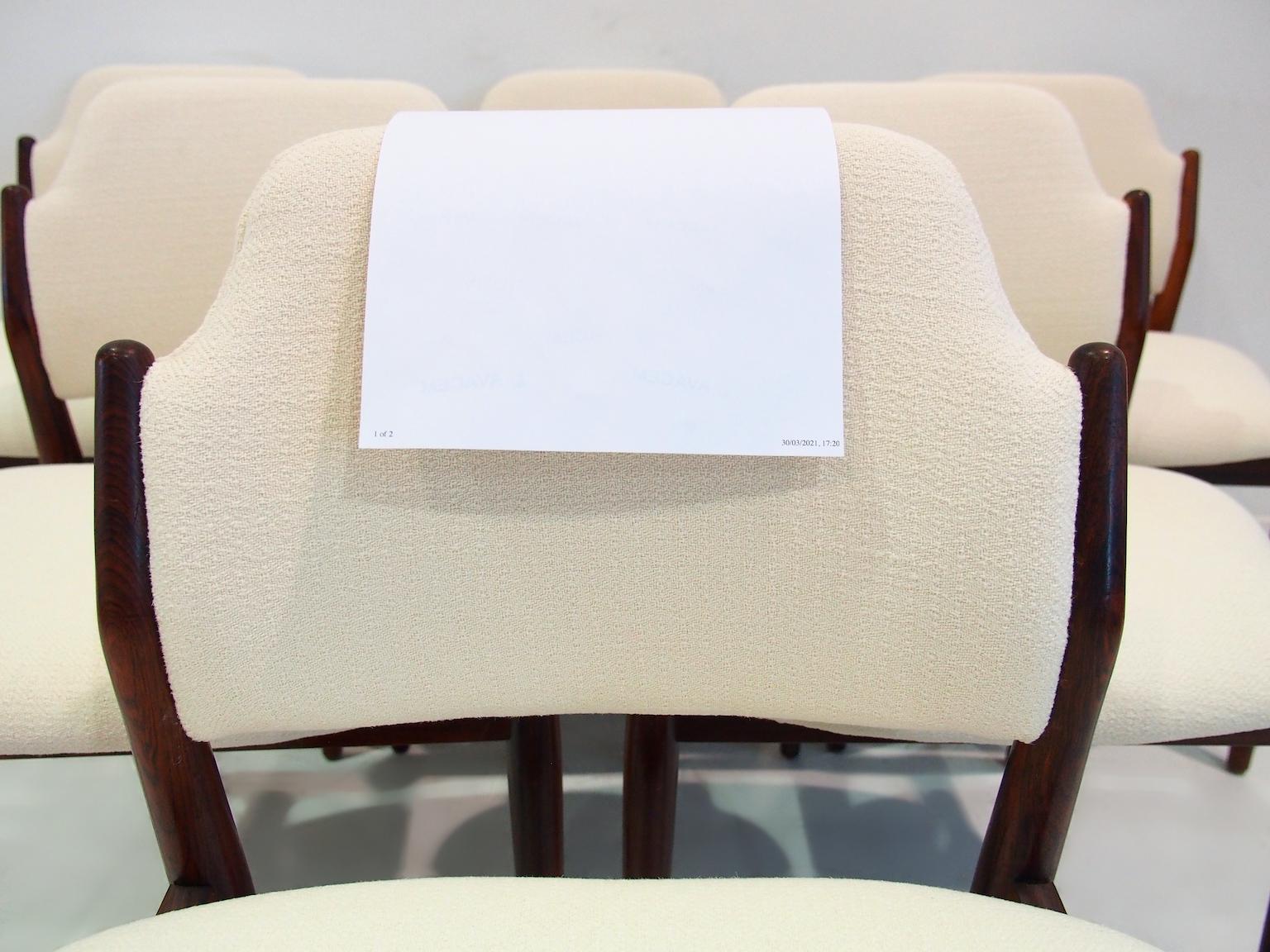 Set of Six Arne Vodder for Sibast Hardwood Chairs with White Textile Covers In Good Condition For Sale In Madrid, ES